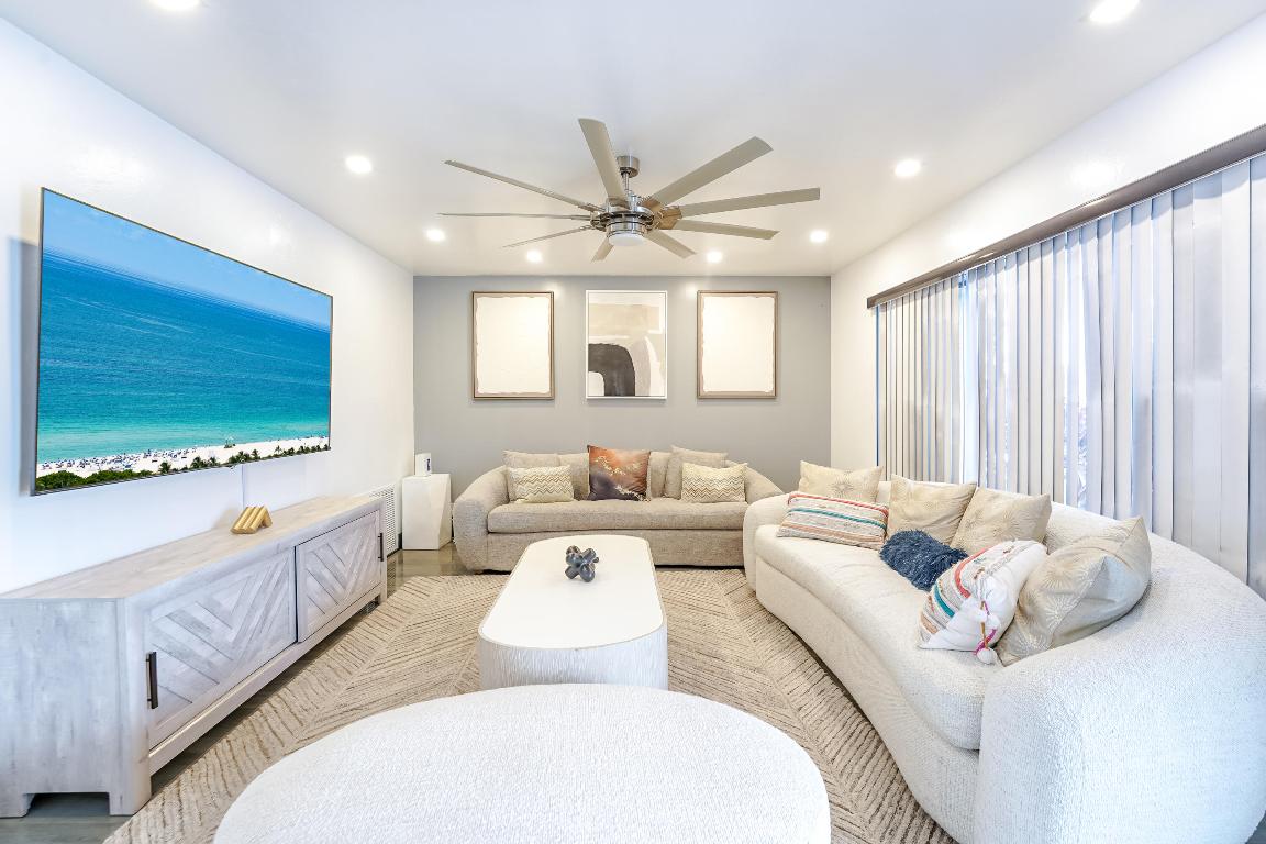 2531 NE 47th Lighthouse Point, FL 33064