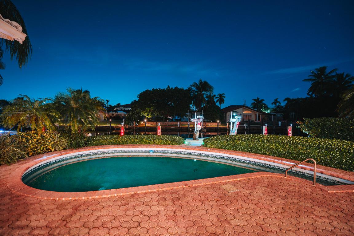 2531 NE 47th Lighthouse Point, FL 33064