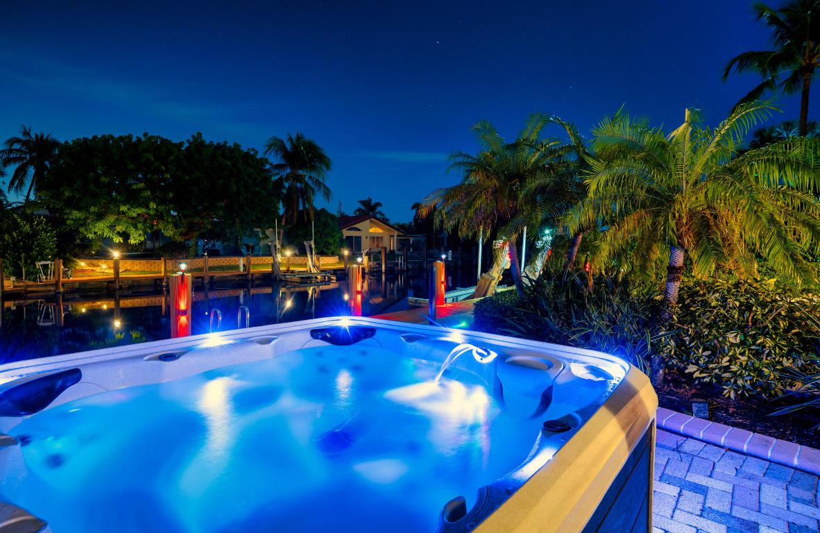 2531 NE 47th Lighthouse Point, FL 33064