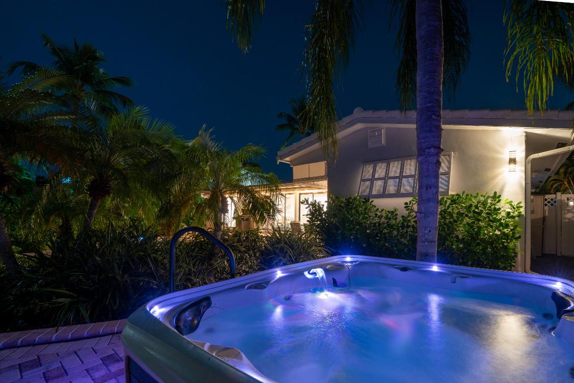 2531 NE 47th Lighthouse Point, FL 33064