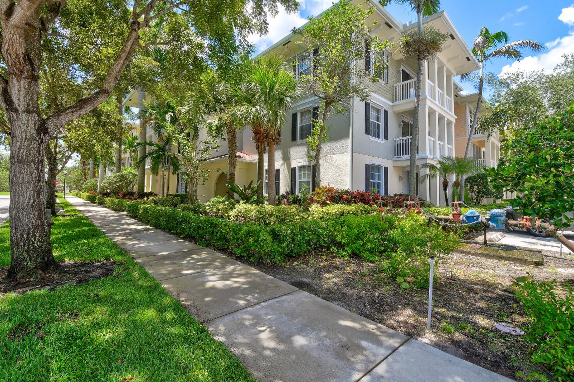 276 Murcia #313 Jupiter, FL 33458