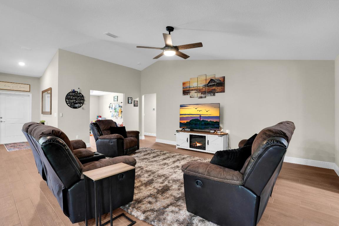 12933 152nd Jupiter, FL 33478