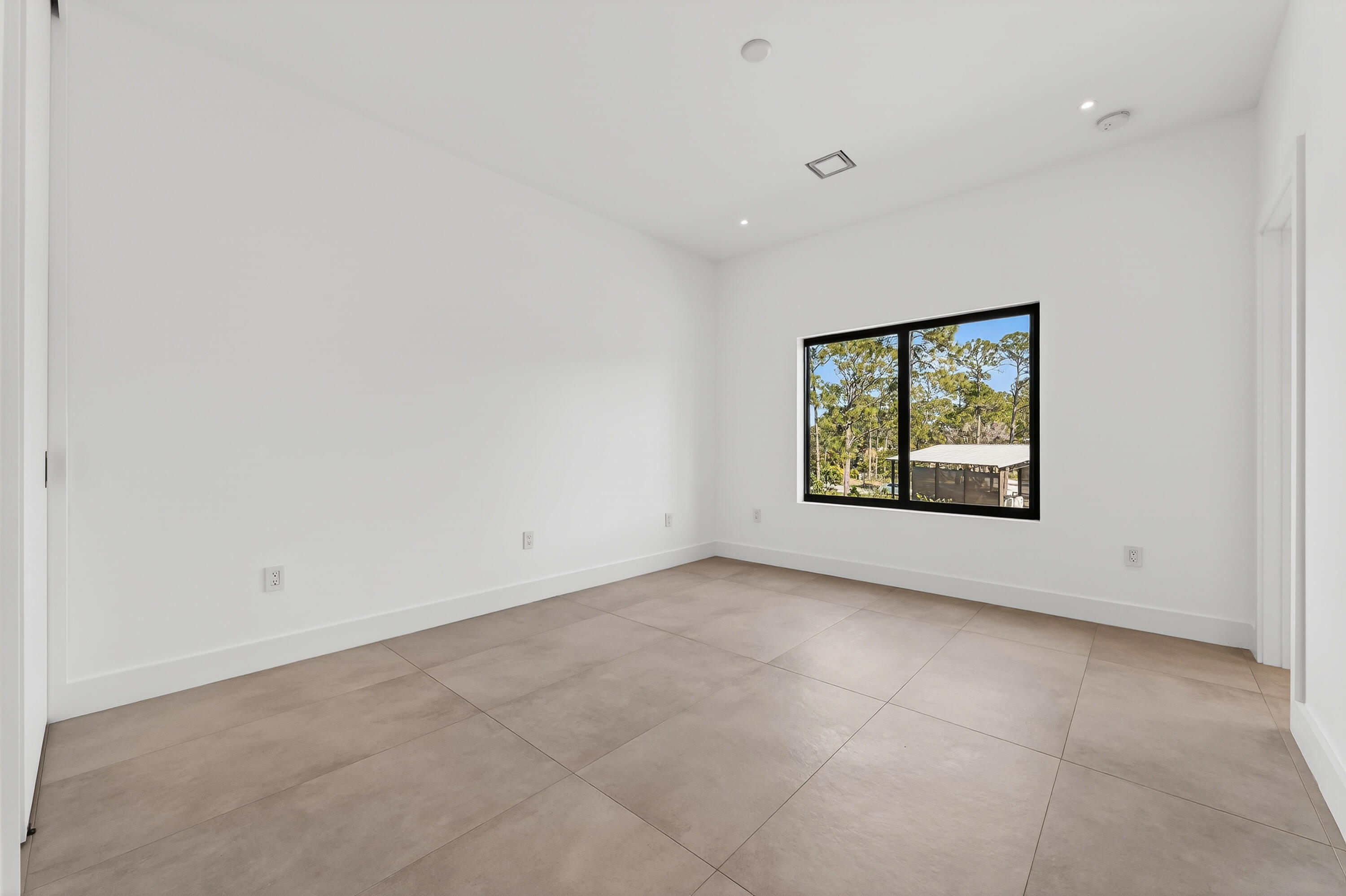 13613 157th Jupiter, FL 33478