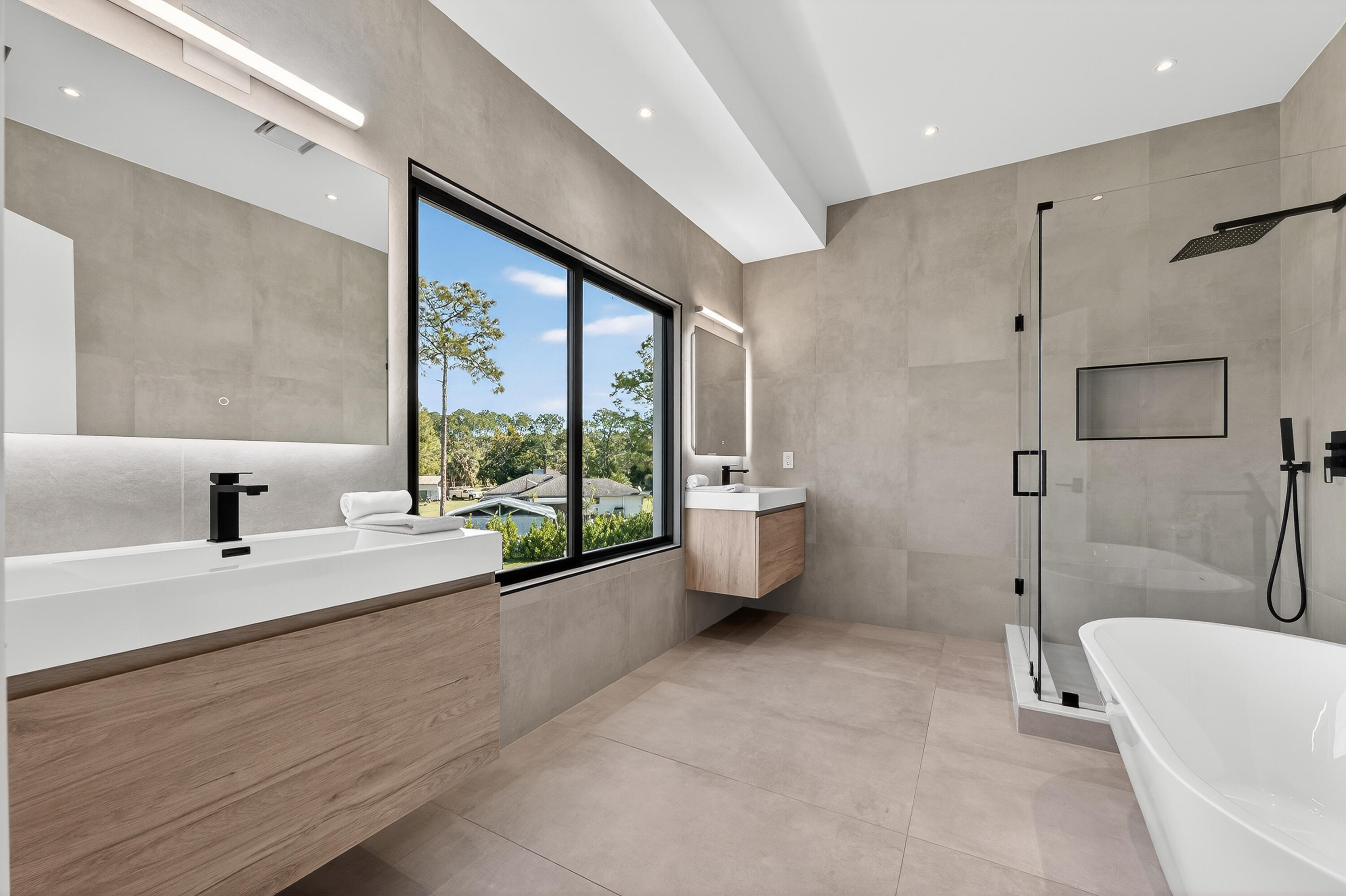 13613 157th Jupiter, FL 33478