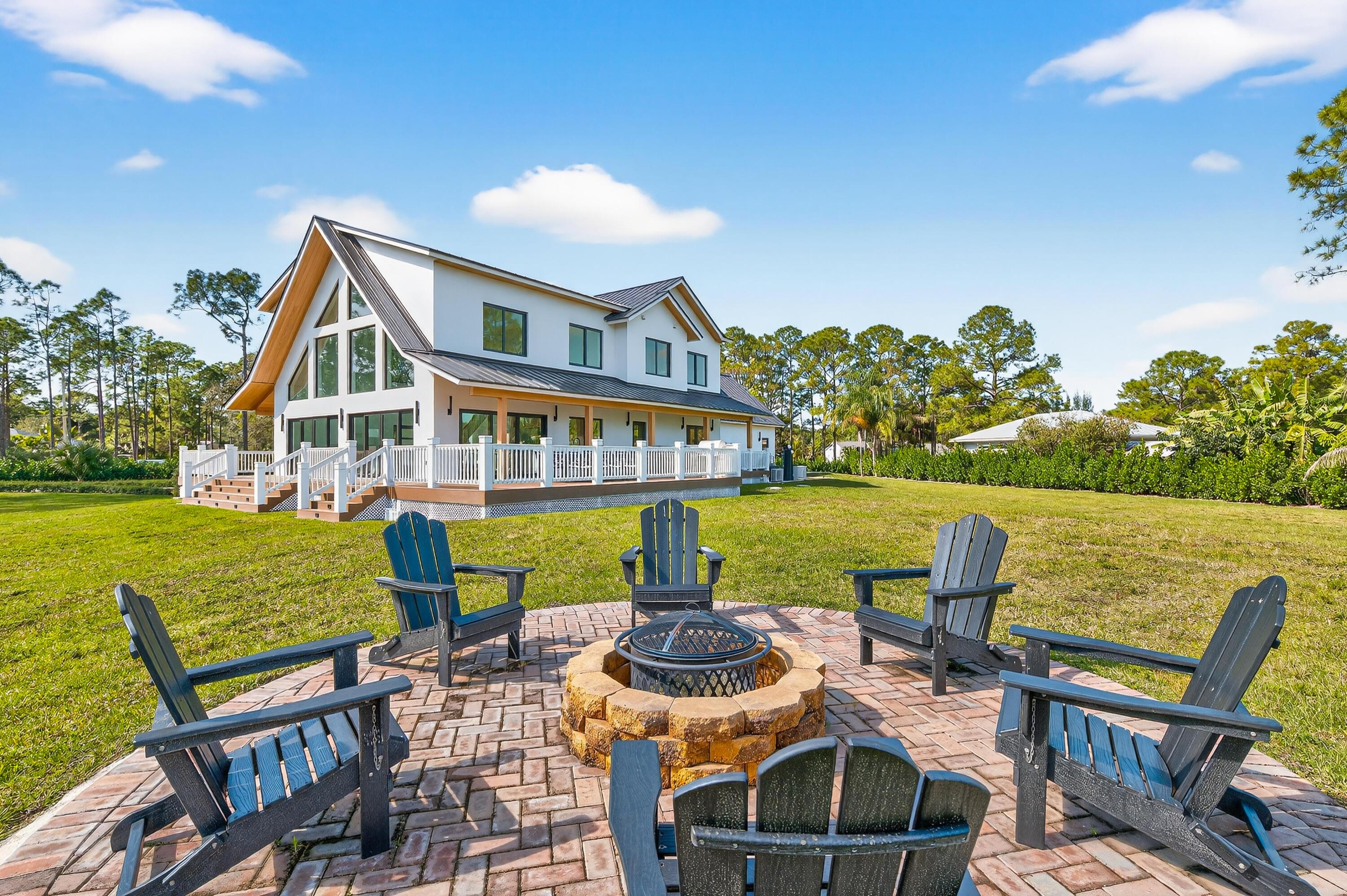 13613 157th Jupiter, FL 33478