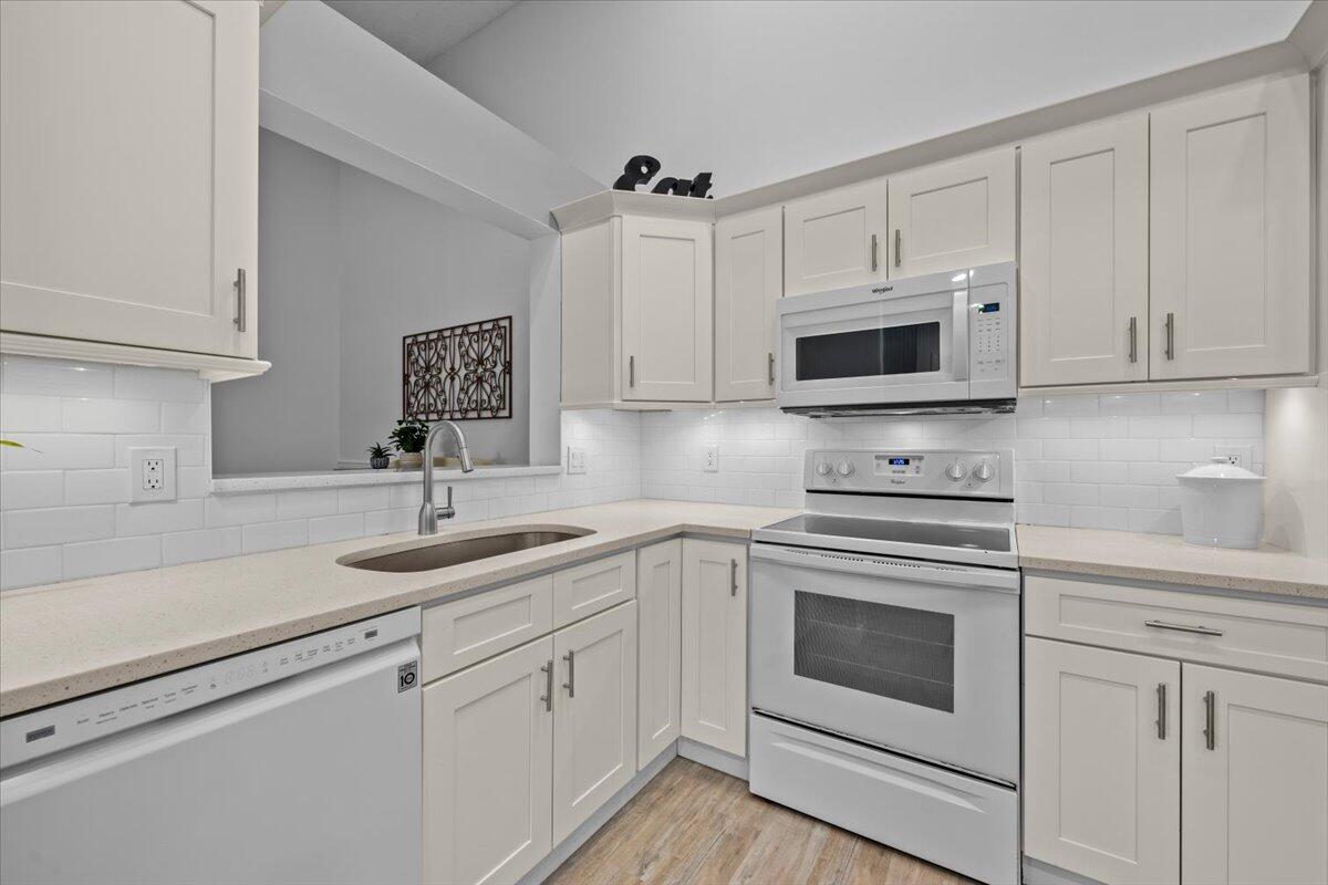 6552 Chasewood #F Jupiter, FL 33458