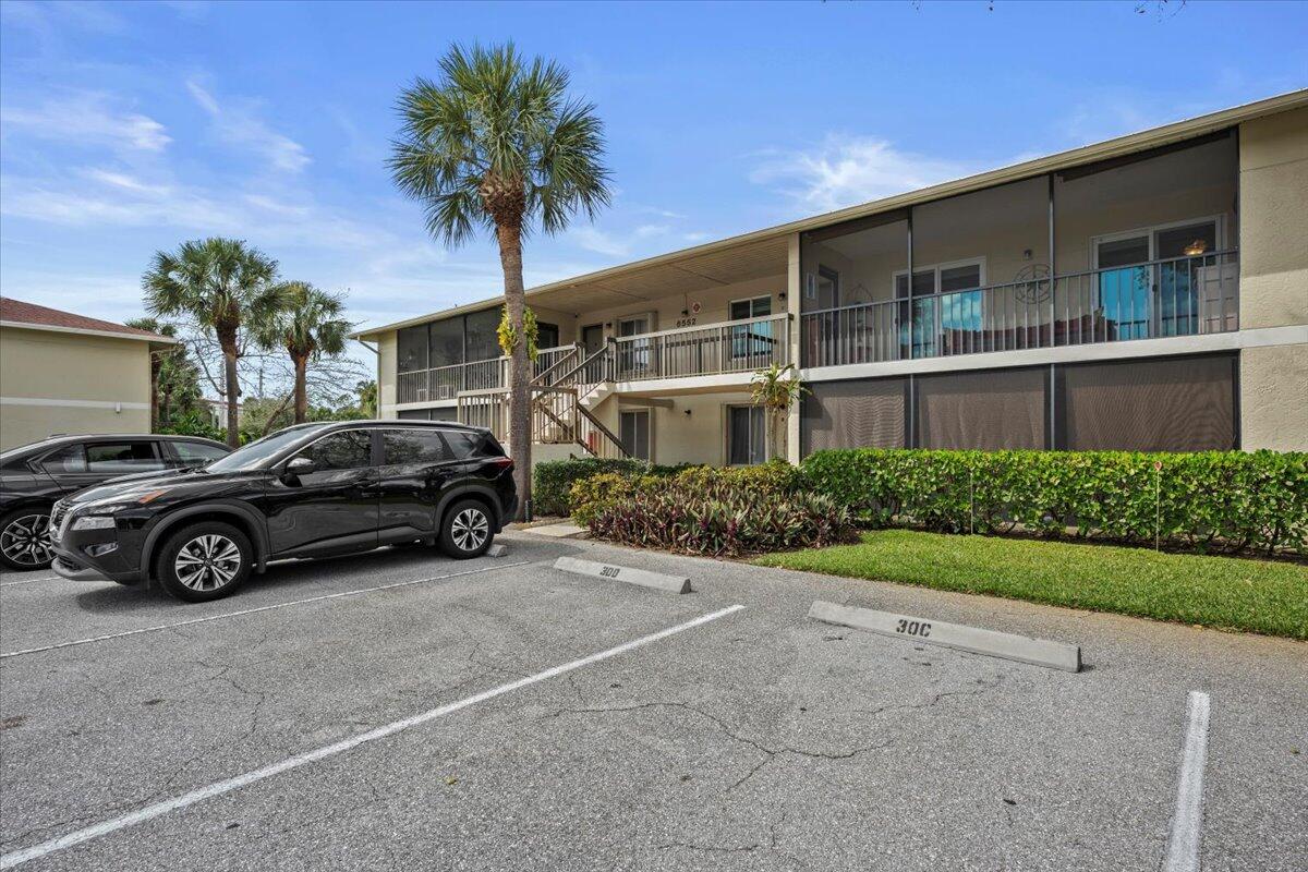 6552 Chasewood #F Jupiter, FL 33458