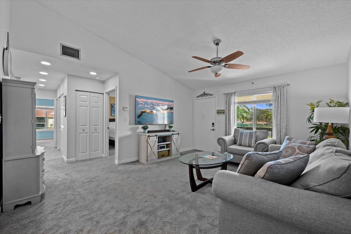 6552 Chasewood #F Jupiter, FL 33458