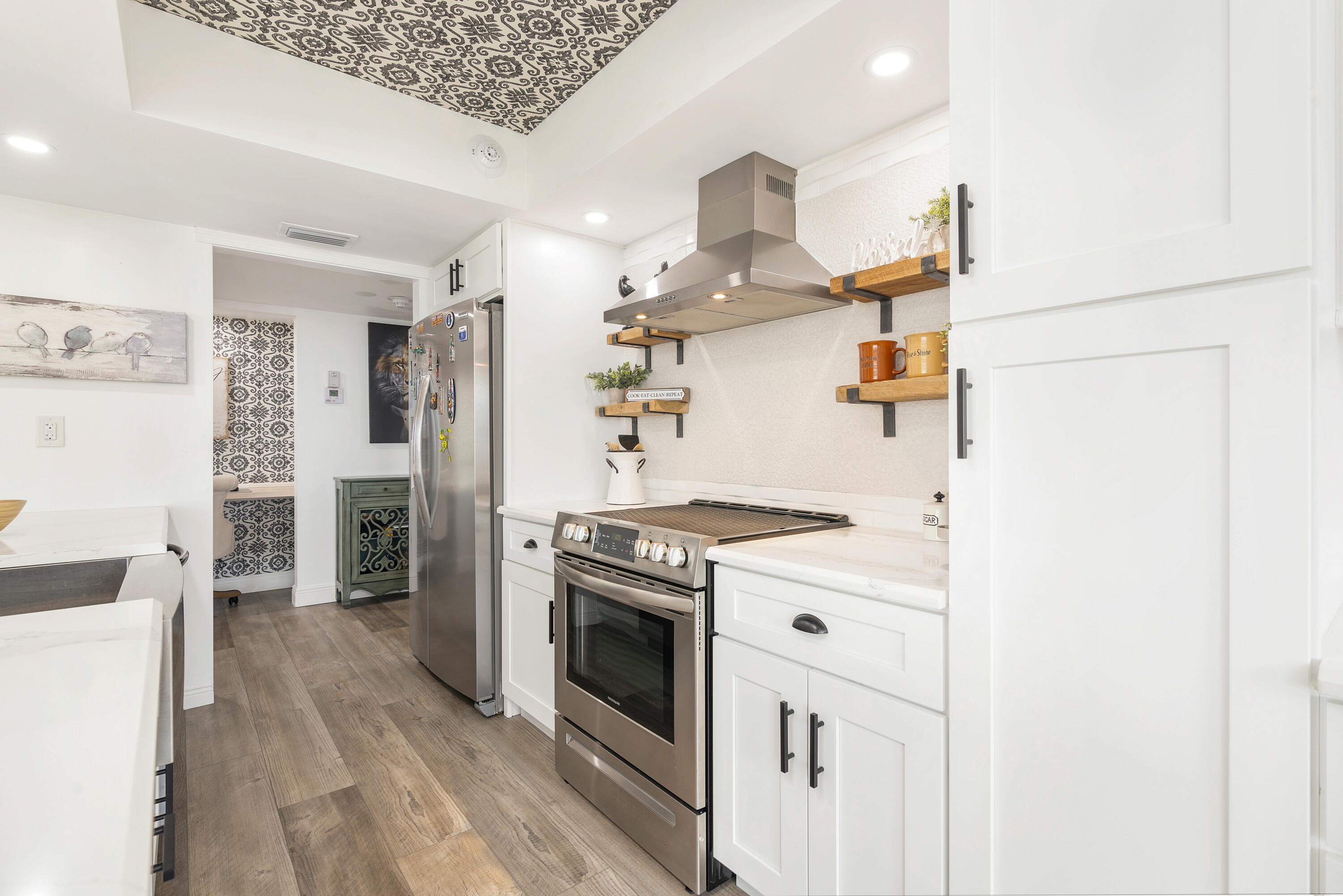 5480 N Ocean #A6d Riviera Beach, FL 33404