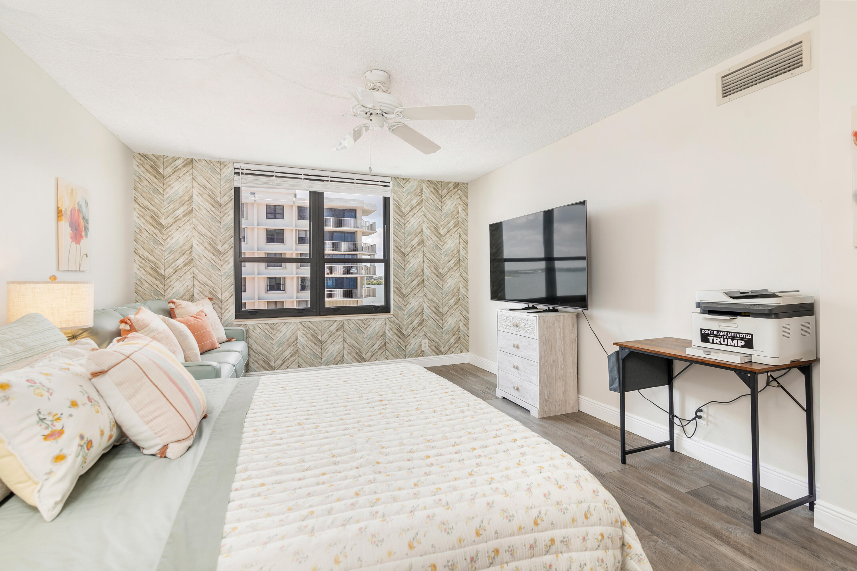 5480 N Ocean #A6d Riviera Beach, FL 33404