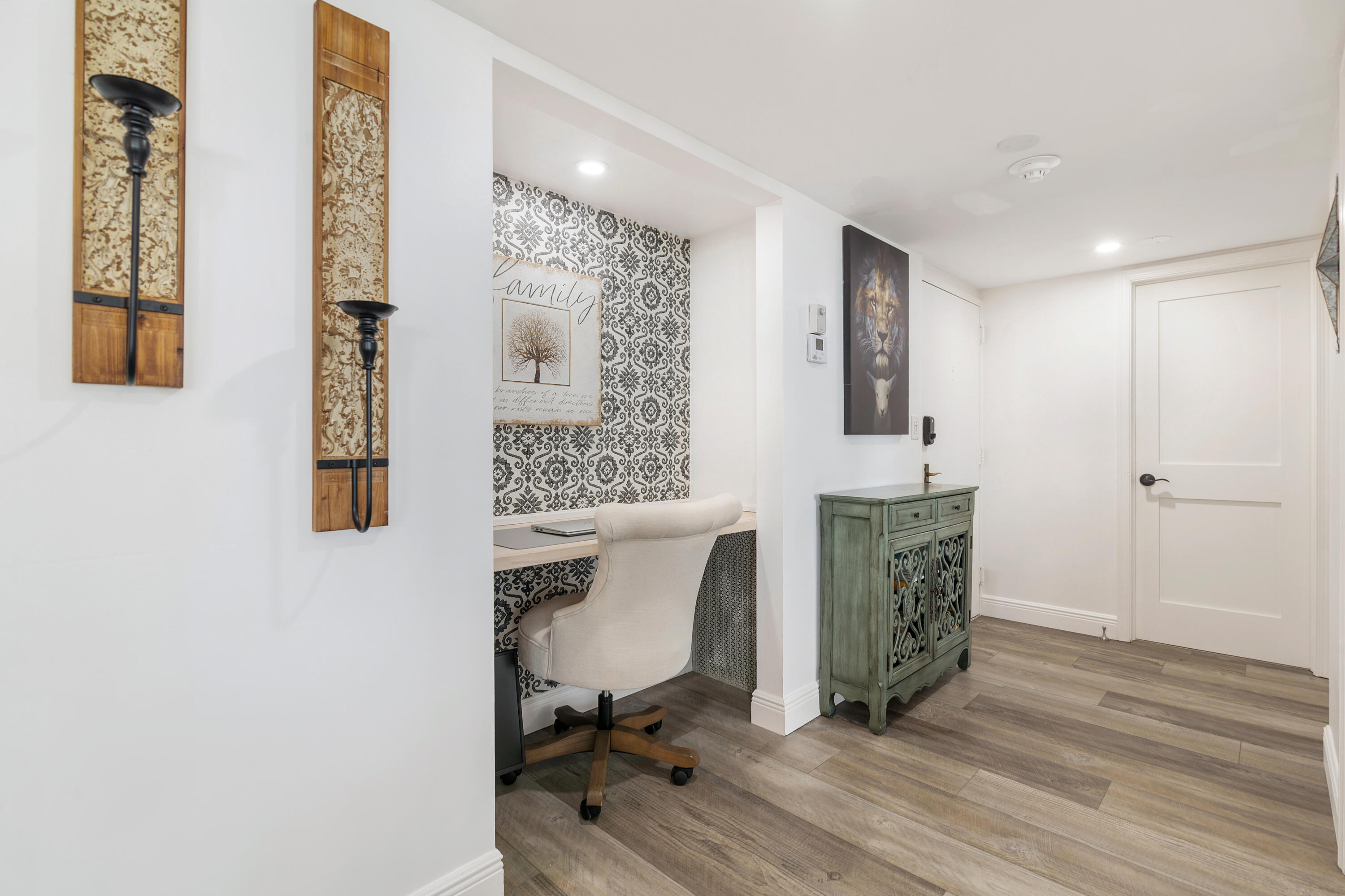 5480 N Ocean #A6d Riviera Beach, FL 33404