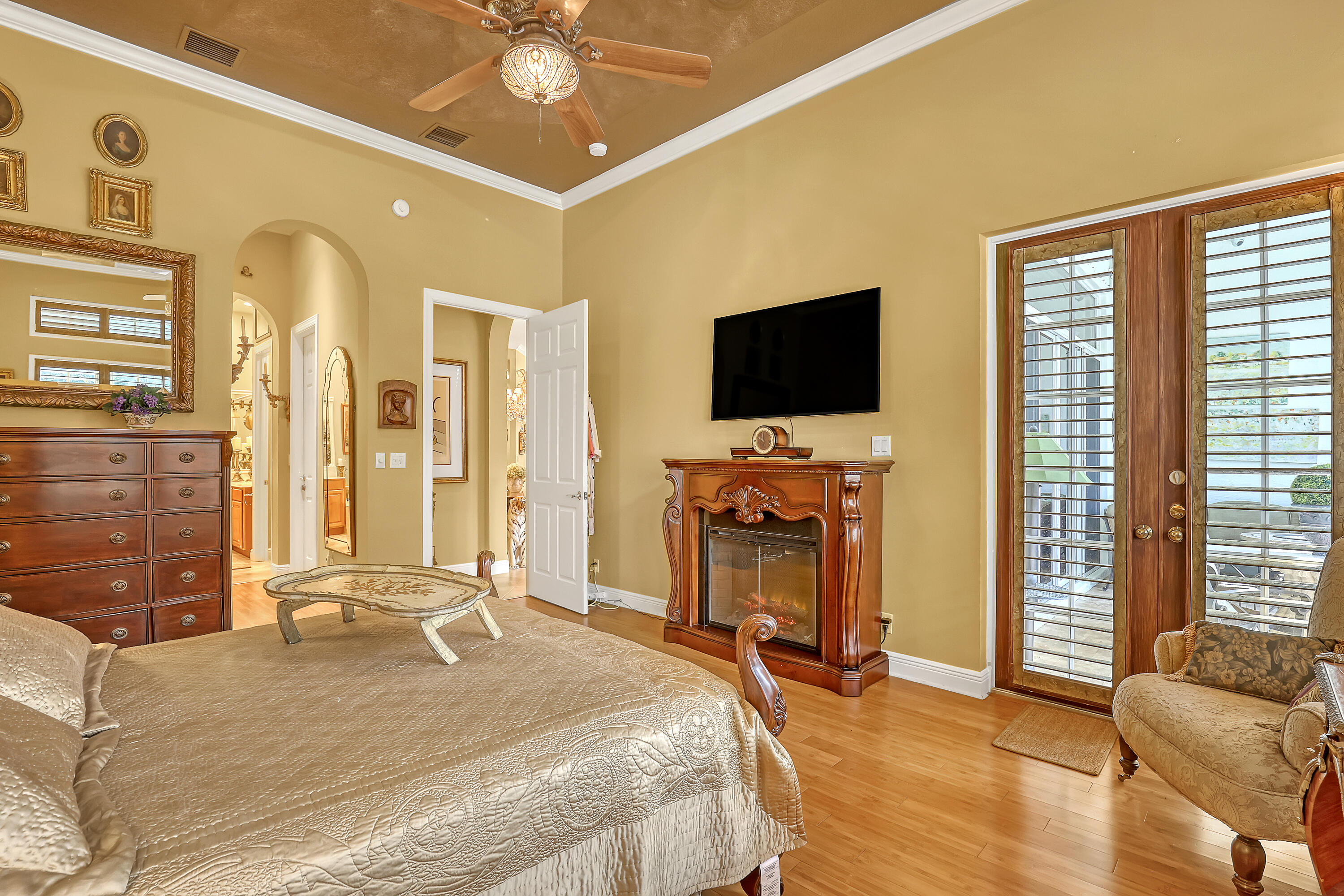 104 Renaissance North Palm Beach, FL 33410