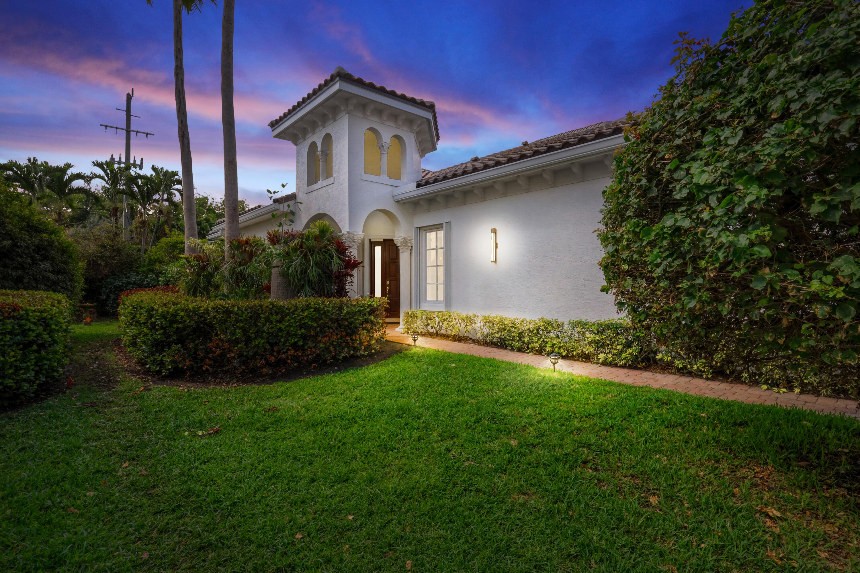 104 Renaissance North Palm Beach, FL 33410