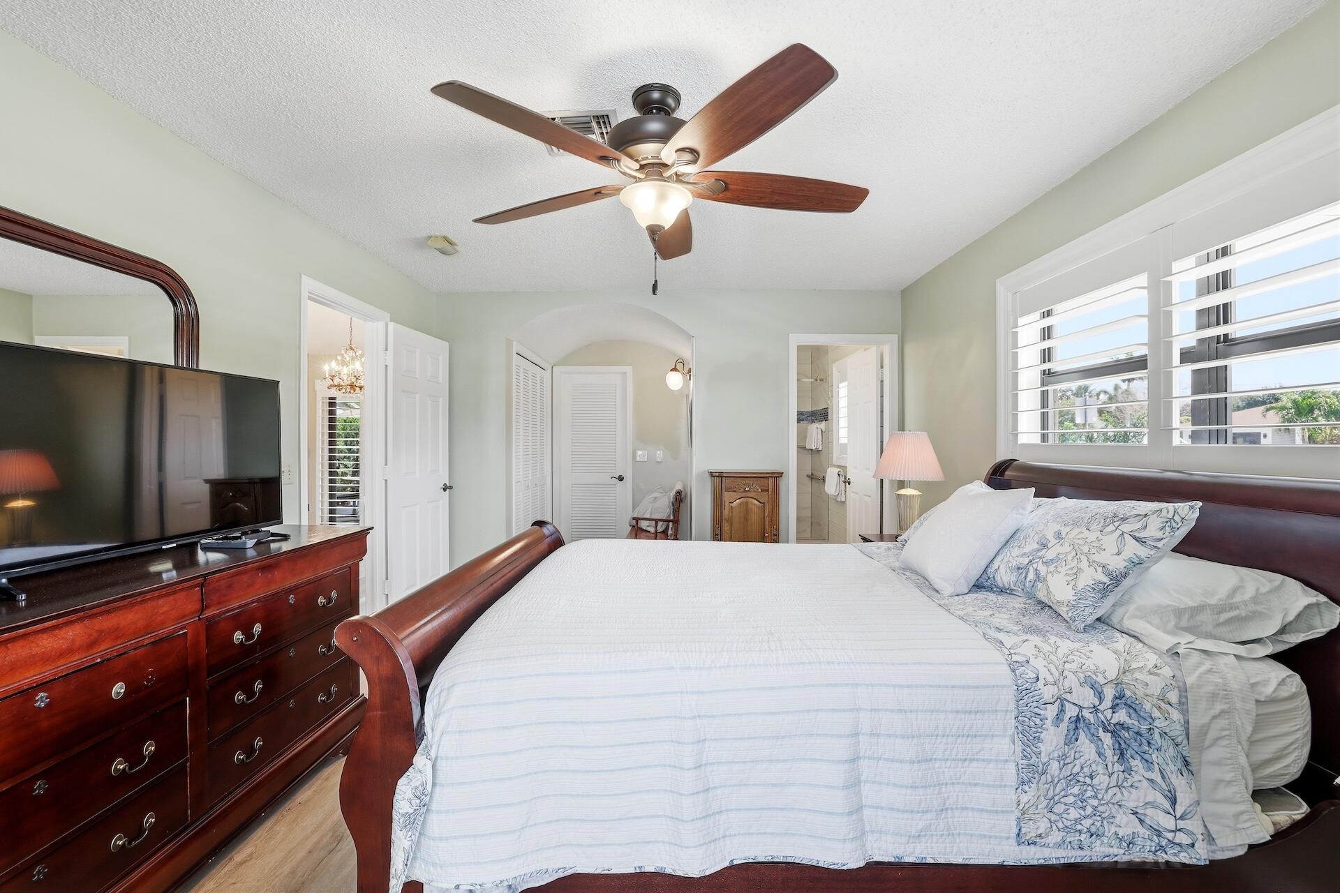 1282 Whimbrel Wellington, FL 33414