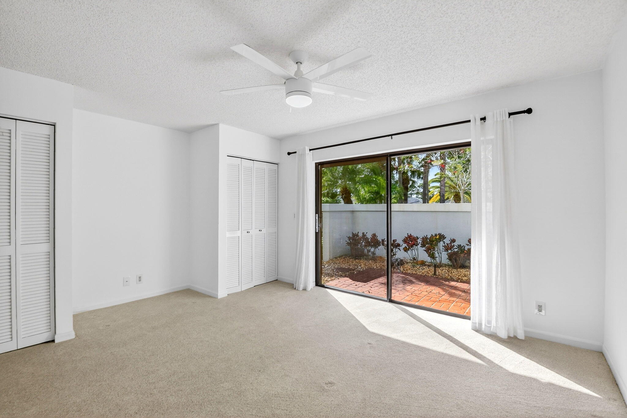 35 Glens Boynton Beach, FL 33436