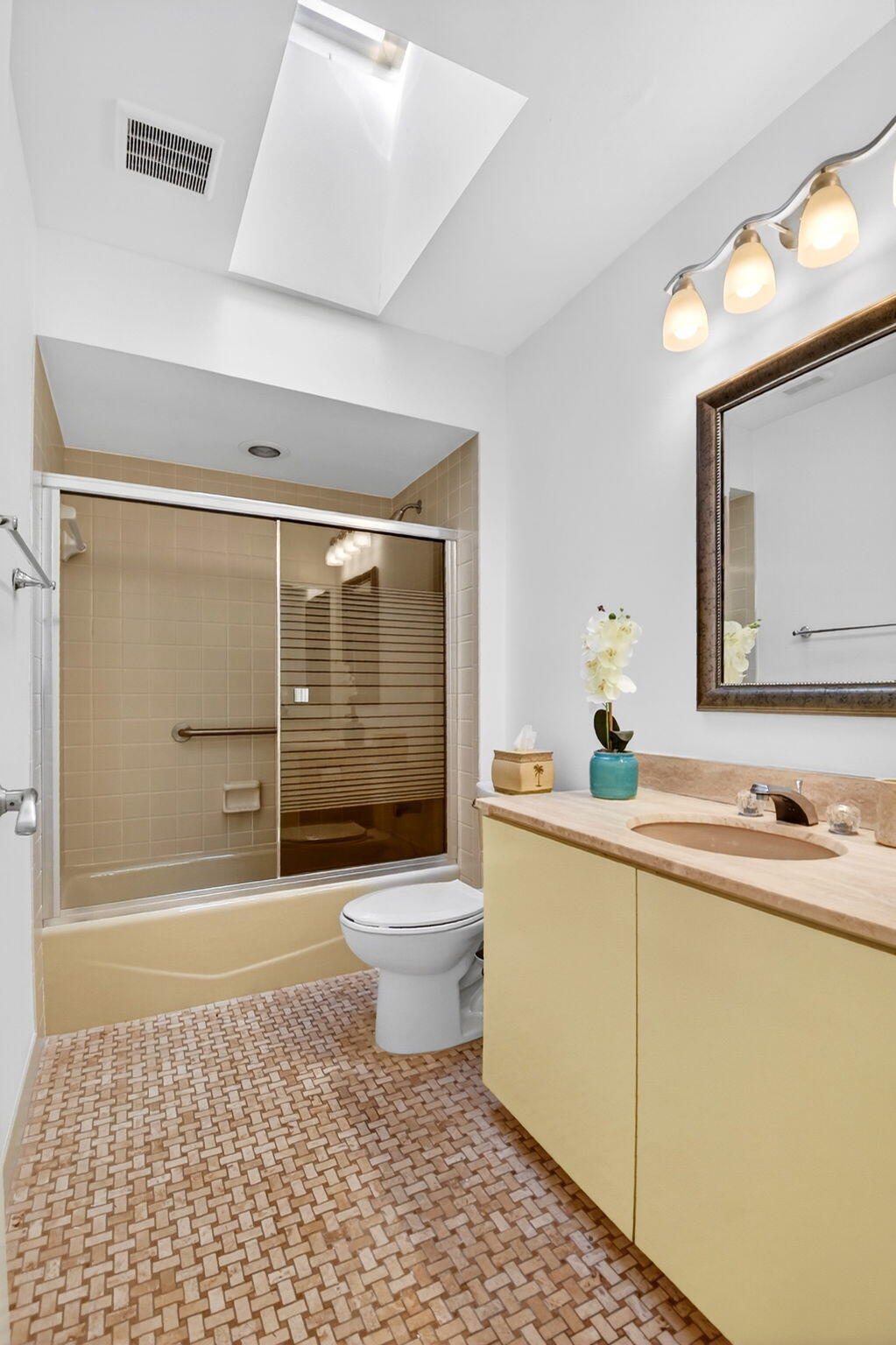 35 Glens Boynton Beach, FL 33436