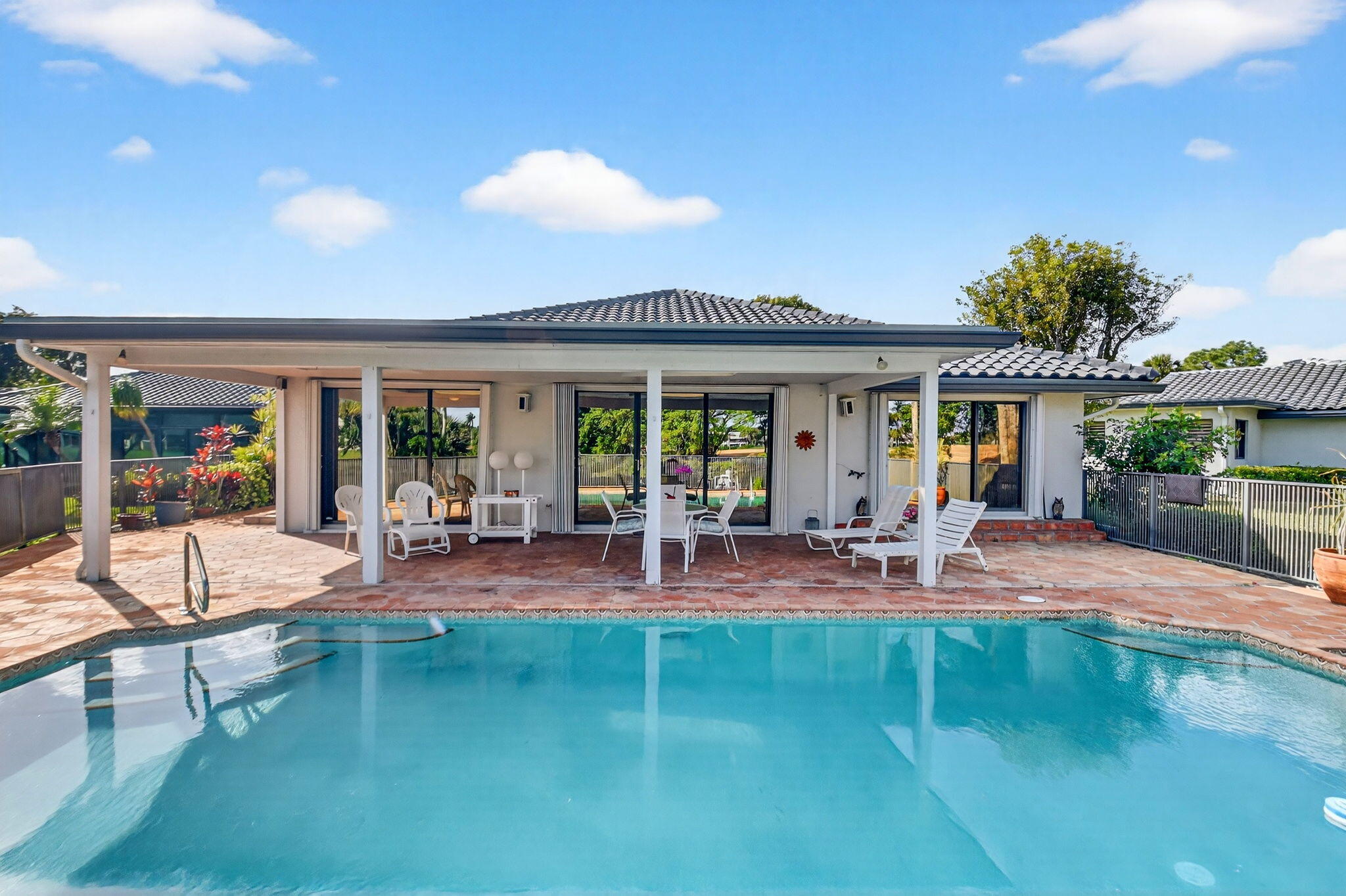 35 Glens Boynton Beach, FL 33436