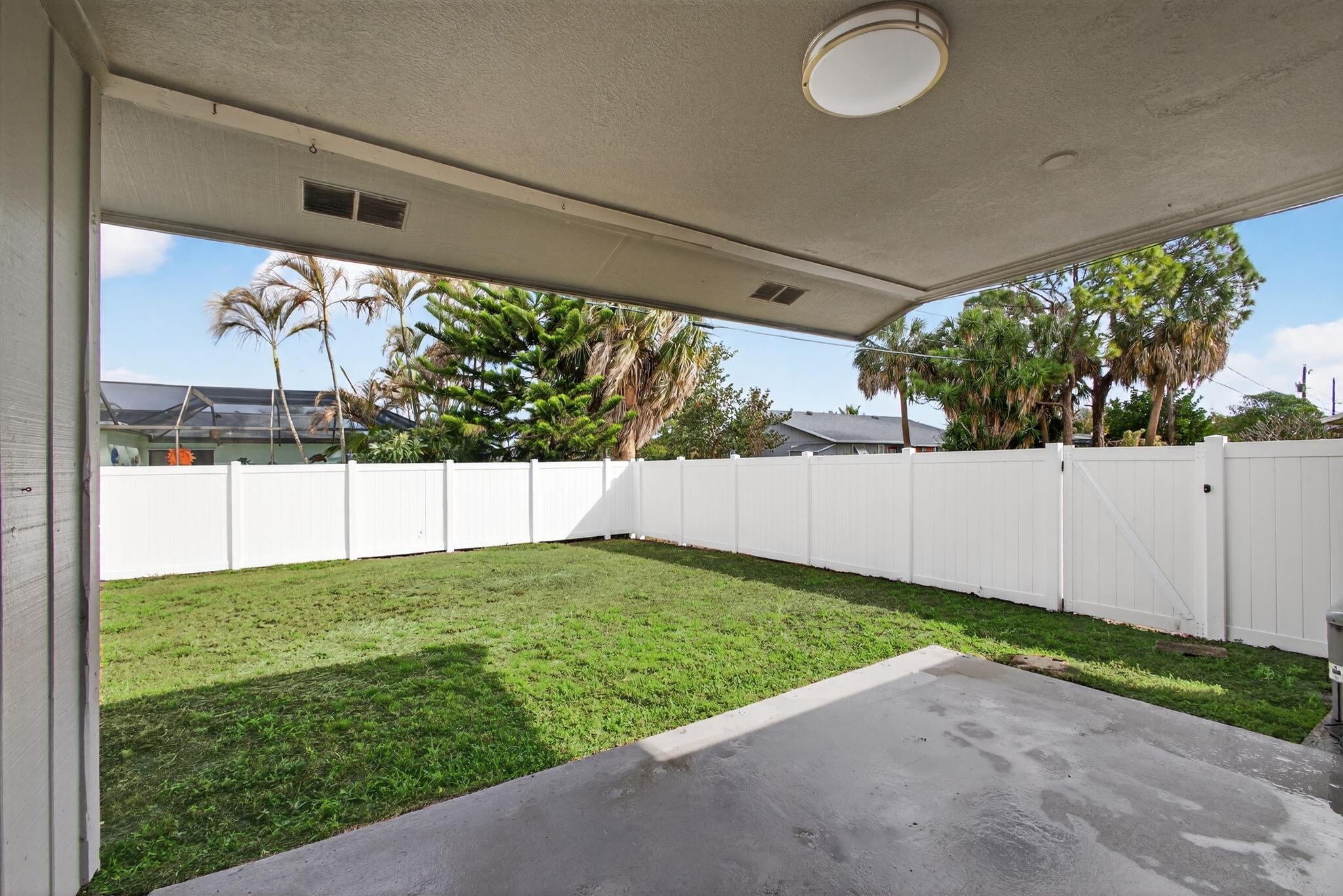 6253 Francis Jupiter, FL 33458