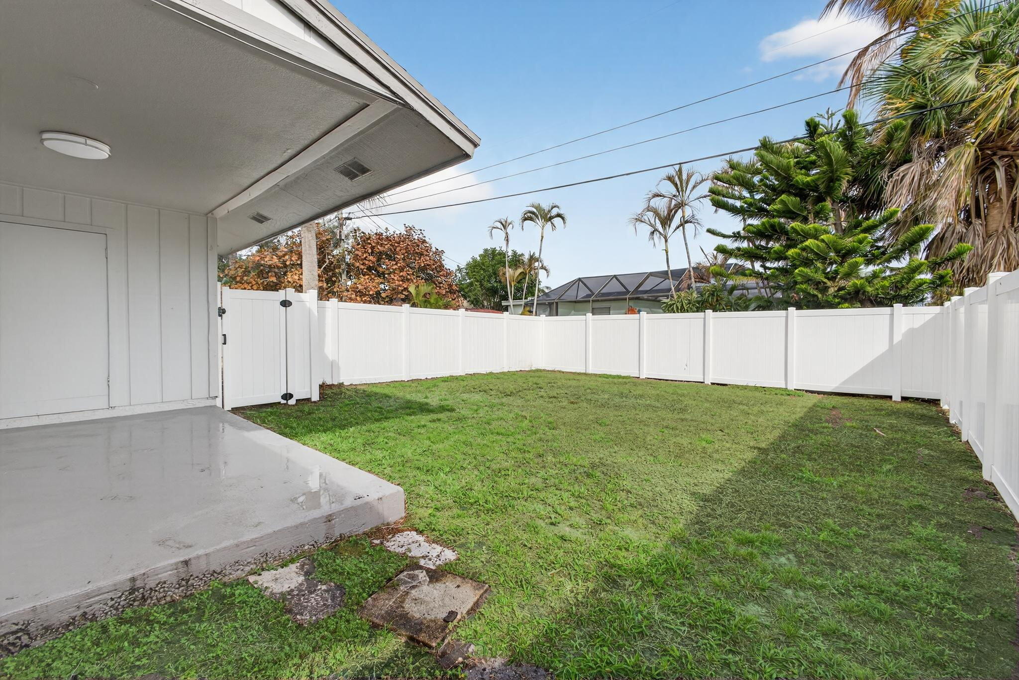 6253 Francis Jupiter, FL 33458