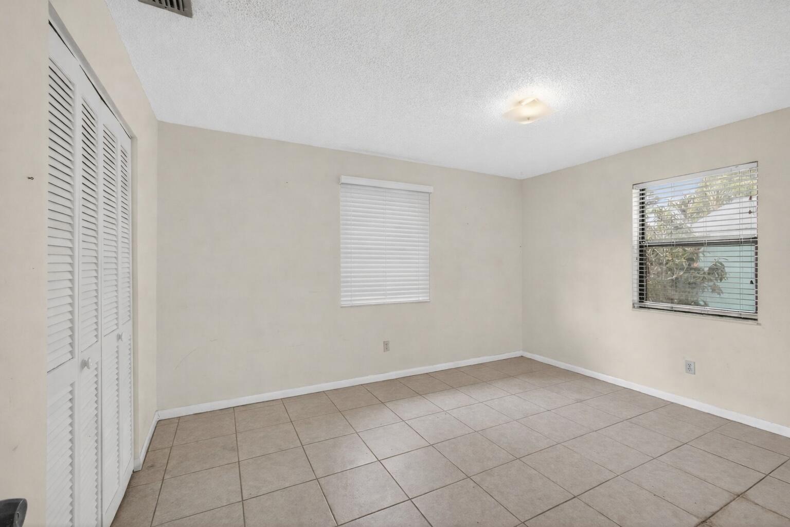 6253 Francis Jupiter, FL 33458