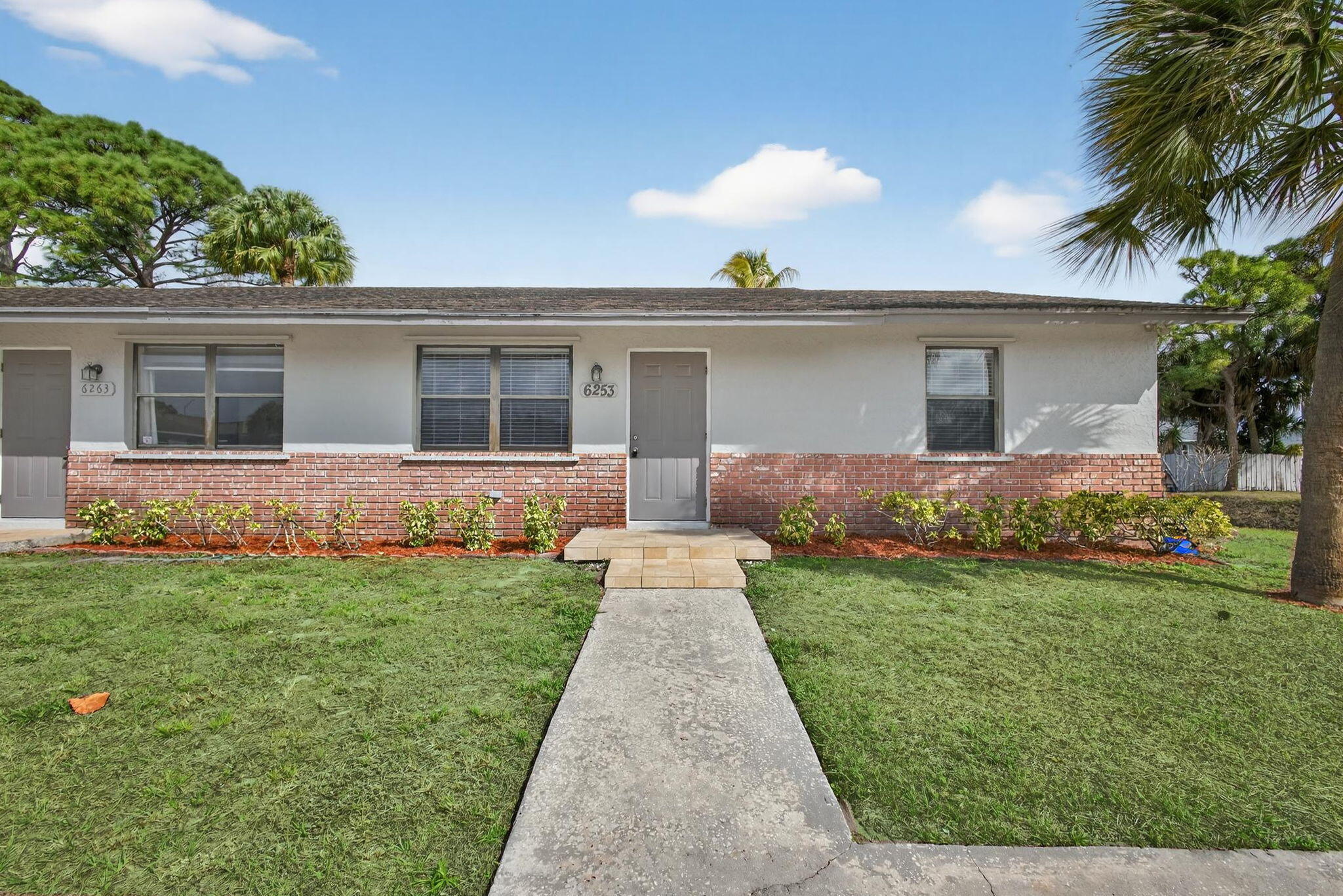 6253 Francis Jupiter, FL 33458