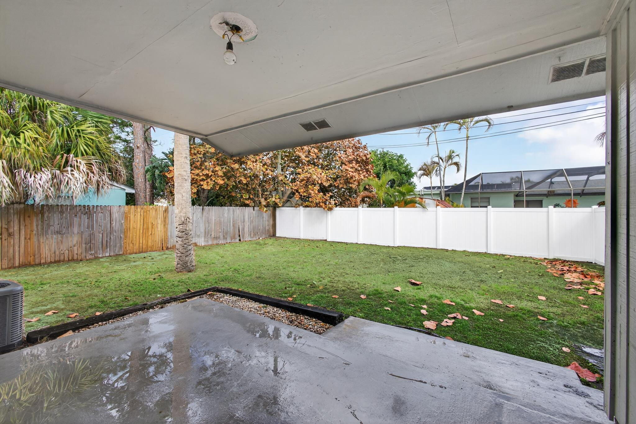 6253 Francis Jupiter, FL 33458