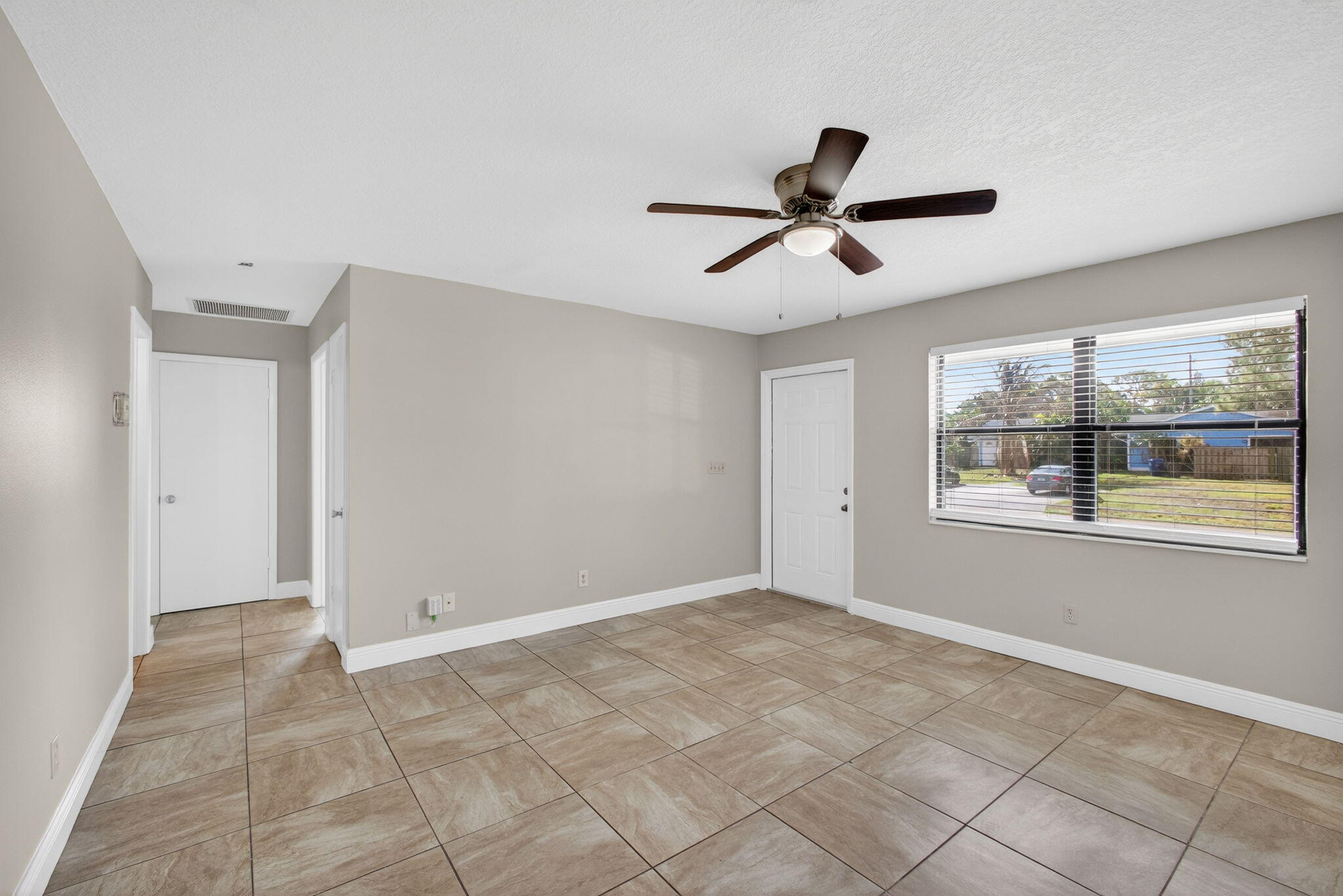 6253 Francis Jupiter, FL 33458