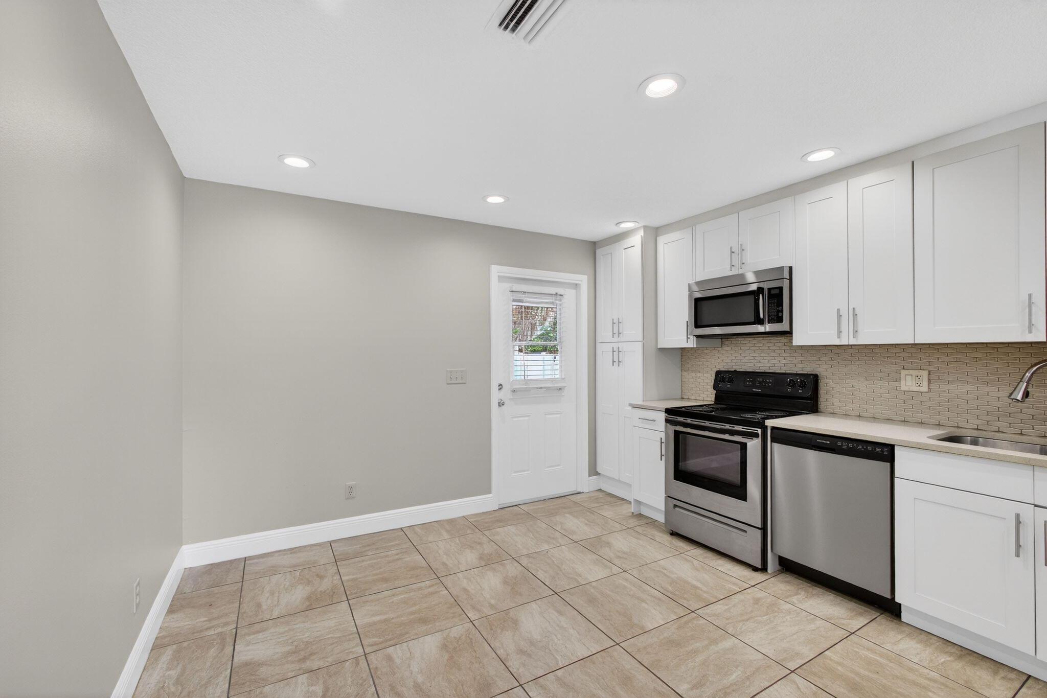 6253 Francis Jupiter, FL 33458