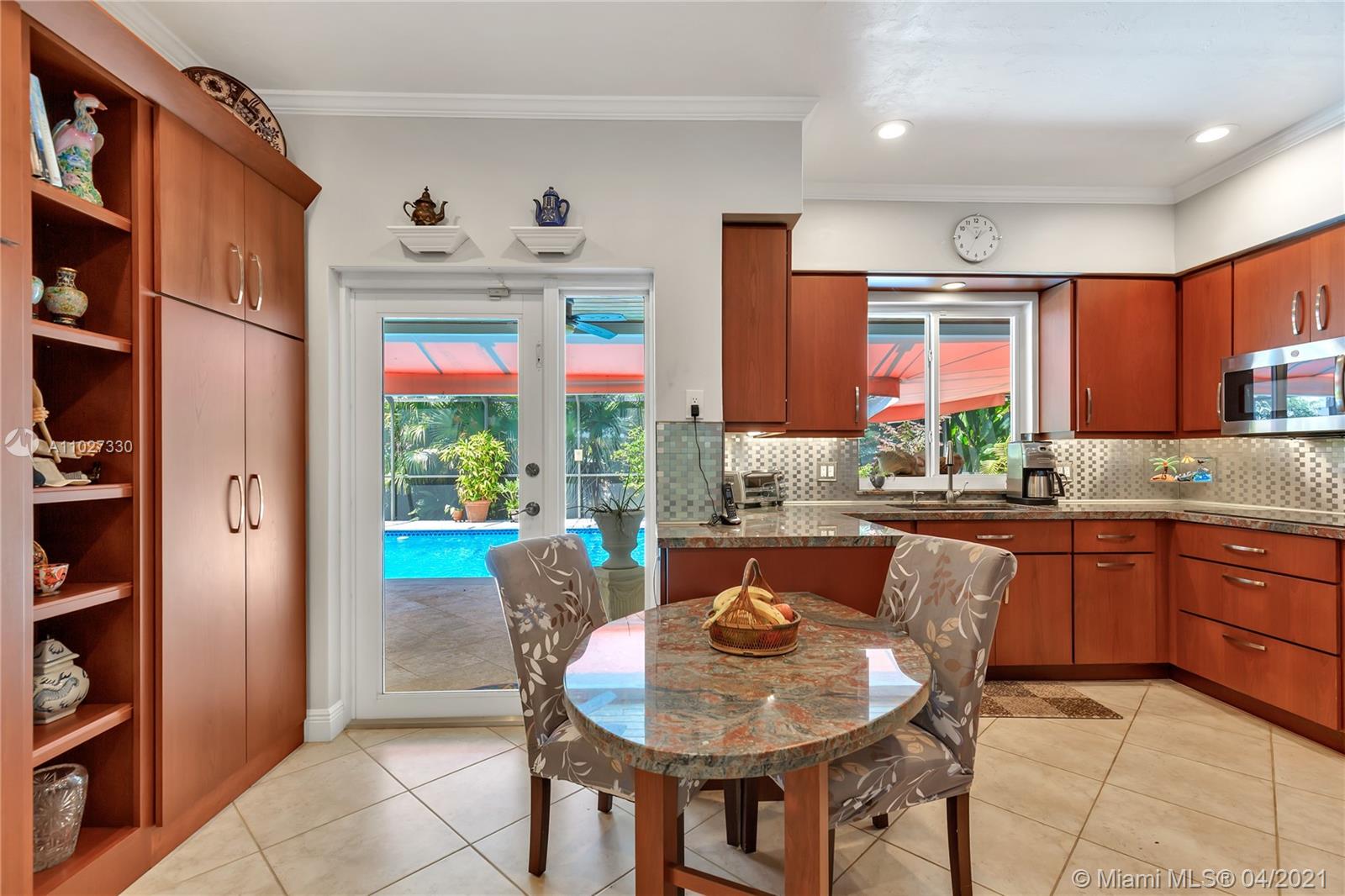 3685 Battersea Rd Miami, FL 33133