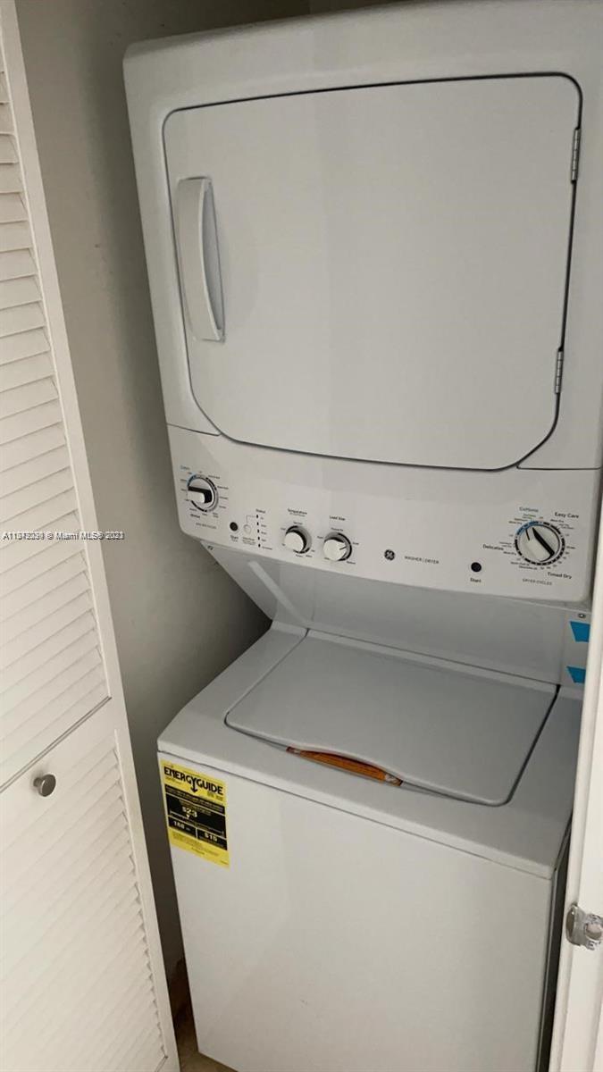 image Axis on Brickell South13