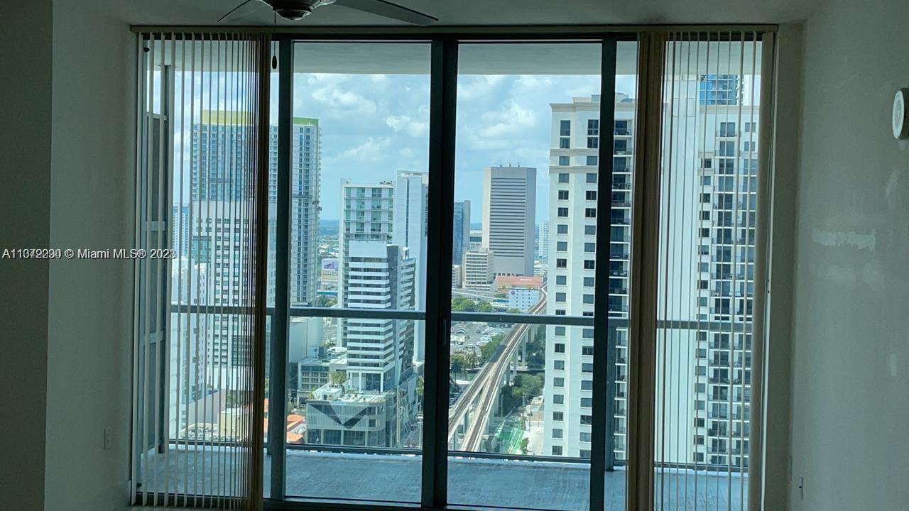 image Axis on Brickell South15