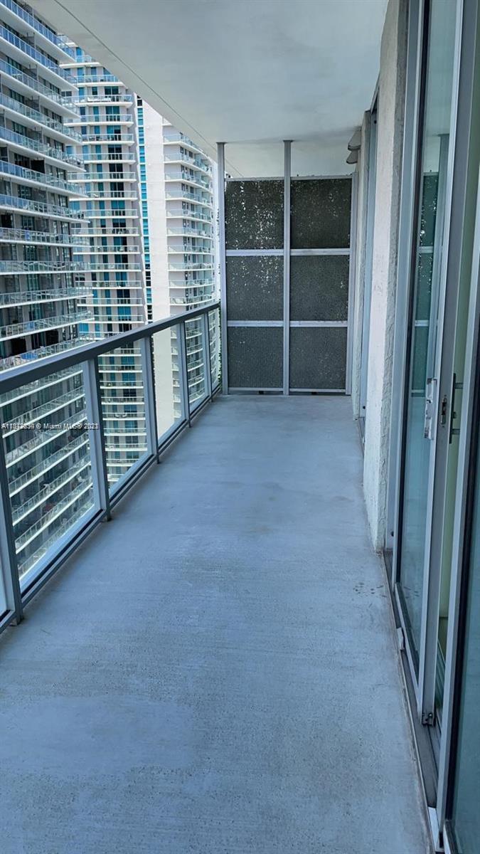 image Axis on Brickell South3