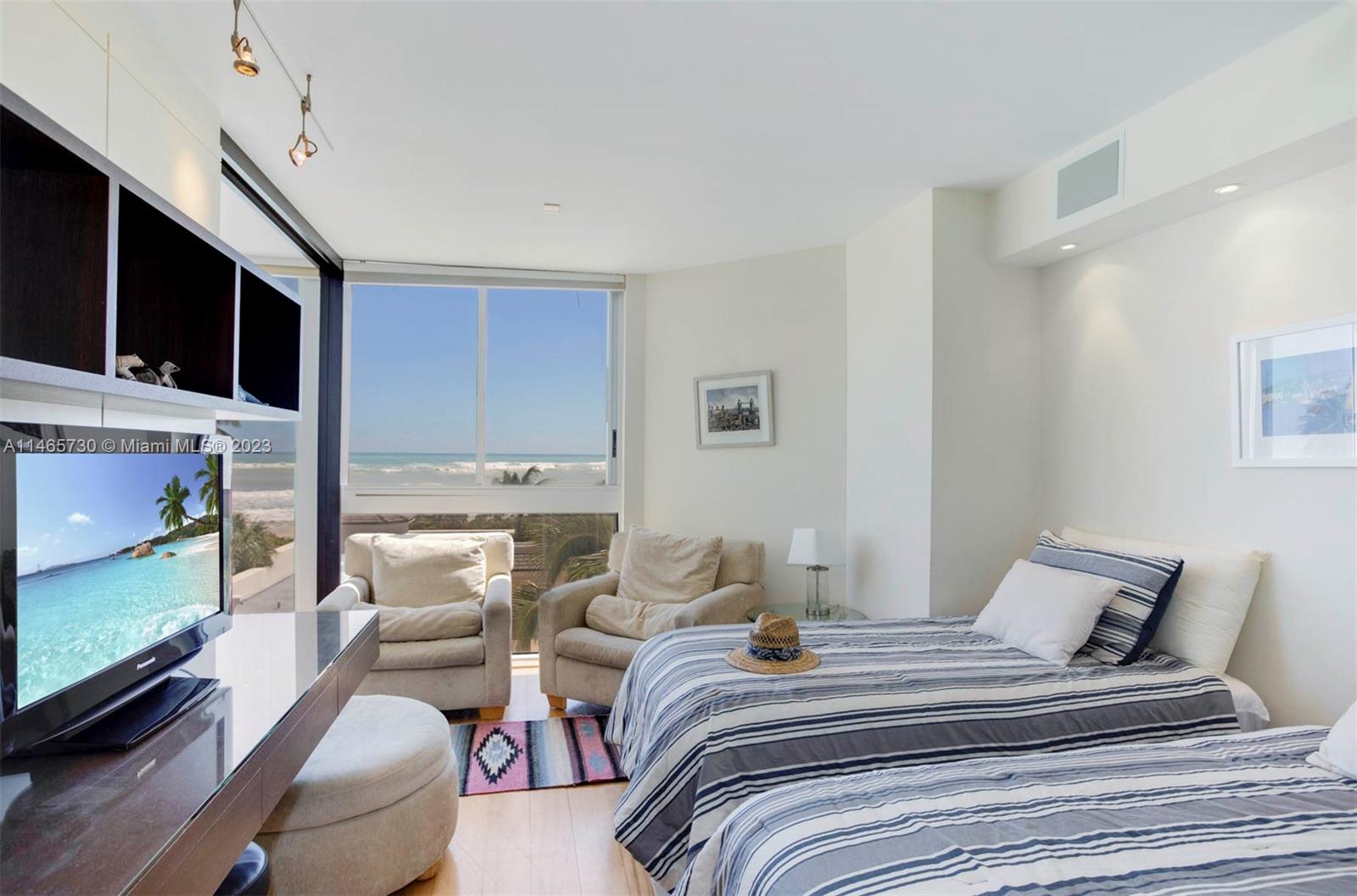 image Blue Diamond10