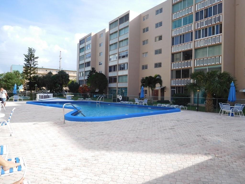 Casa de Condomínio