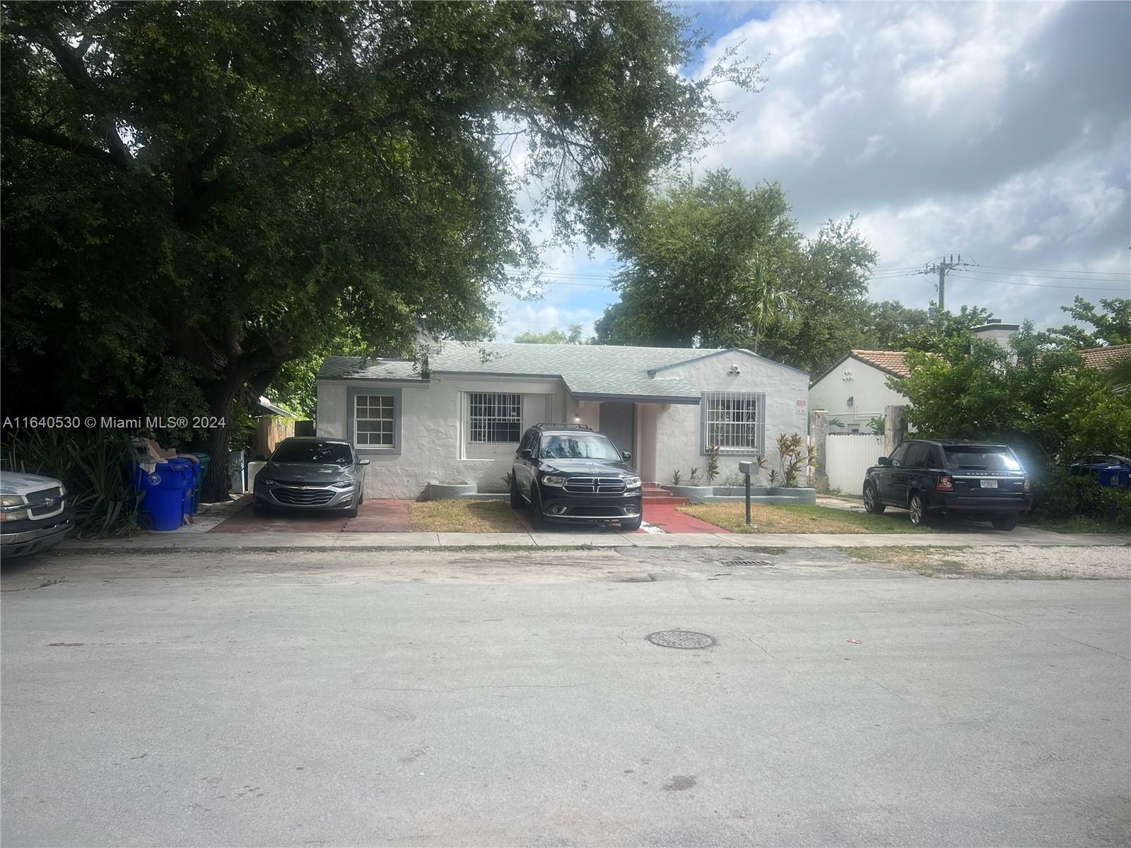 655 NE 80th St,Miami, FL 33138