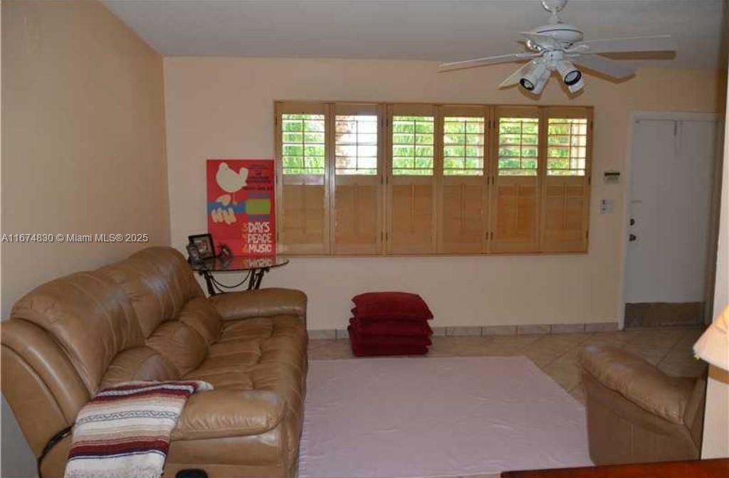 1900 NE 8th Ct #203,Fort Lauderdale, FL 33304