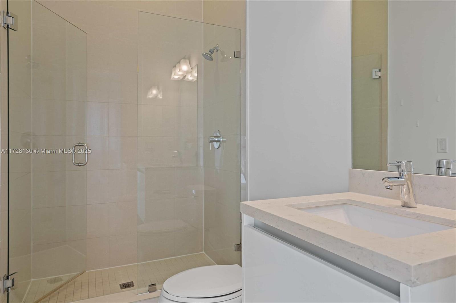 10296 NW 74th Ter Doral, FL 33178