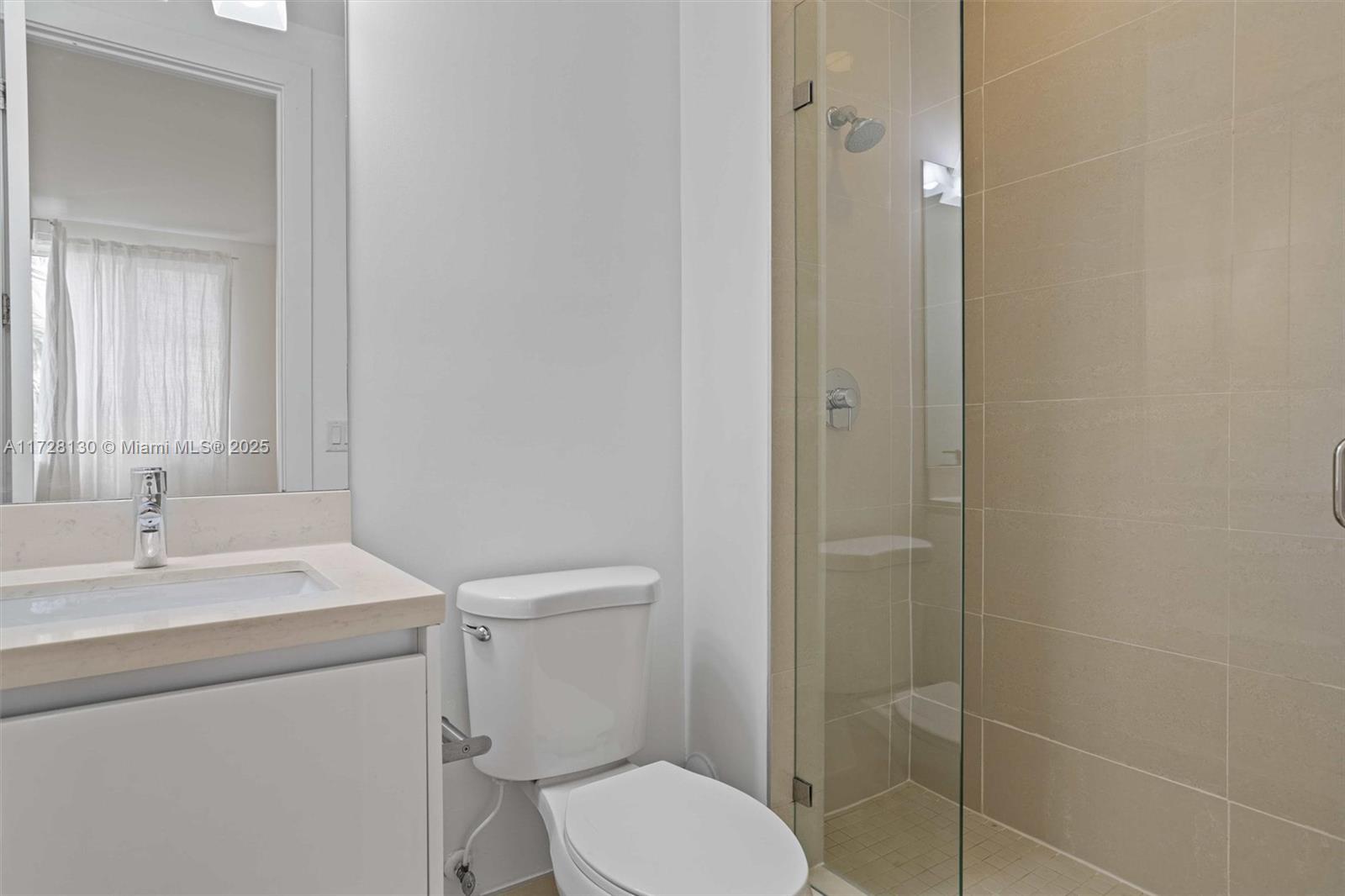 10296 NW 74th Ter Doral, FL 33178