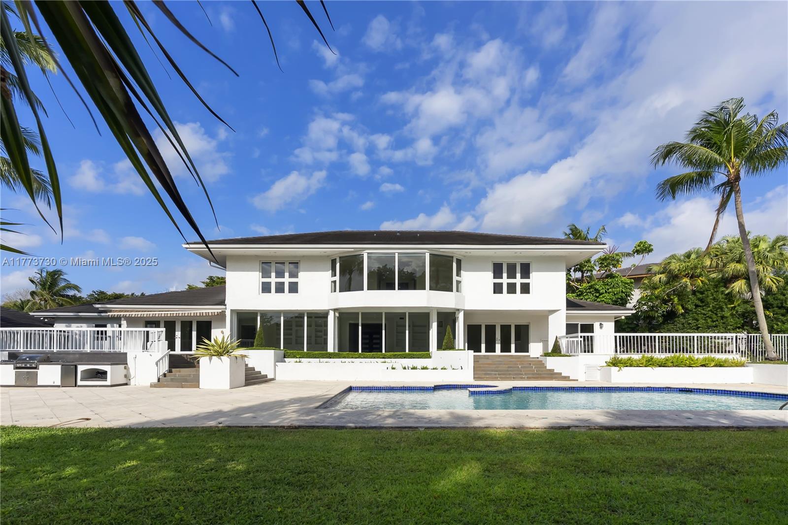 413 Santurce Ave Coral Gables, FL 33143 413 Santurce Ave Coral Gables, FL 33143