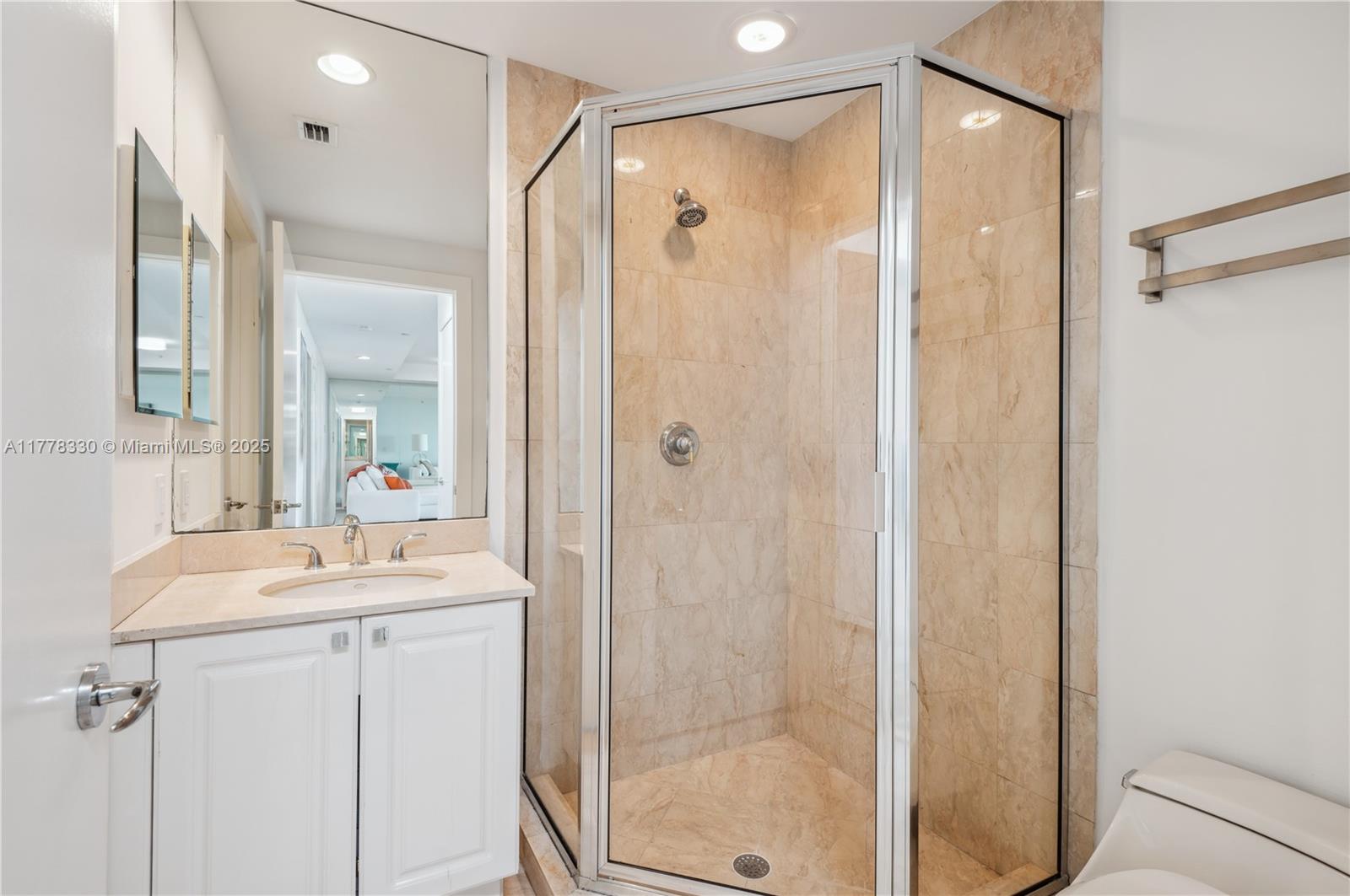 747 Crandon Blvd #PH10 Key Biscayne, FL 33149