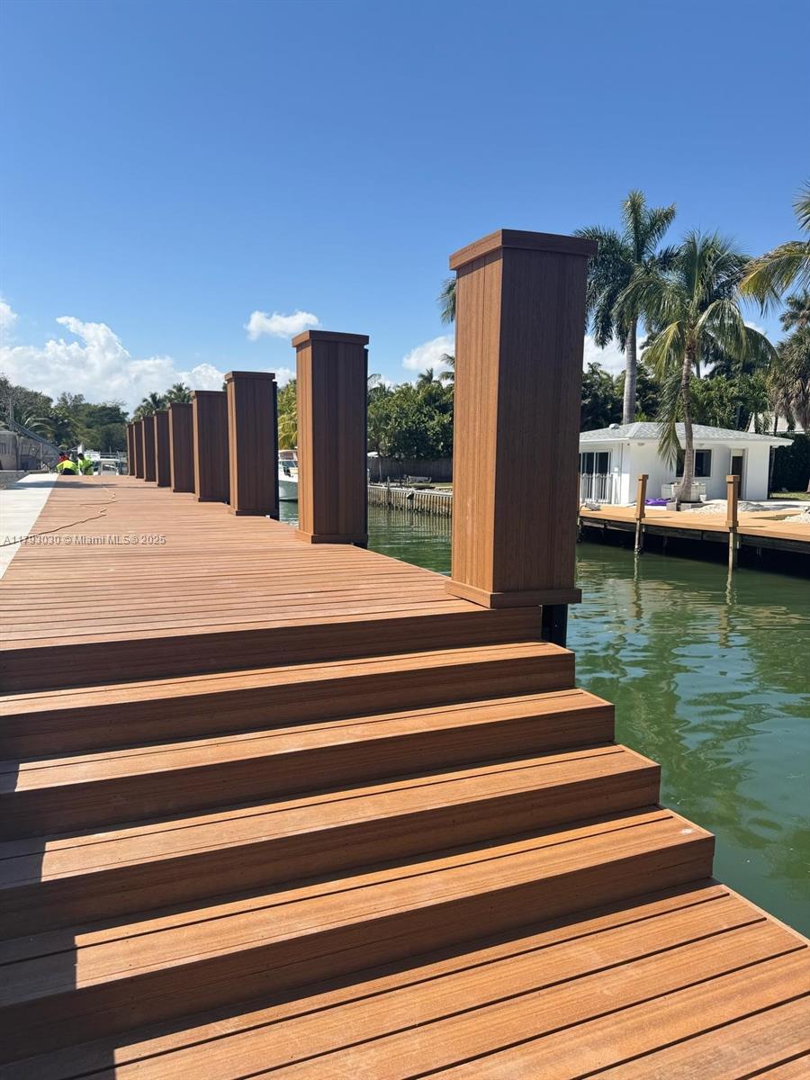 1095 NE 83rd St Miami, FL 33138