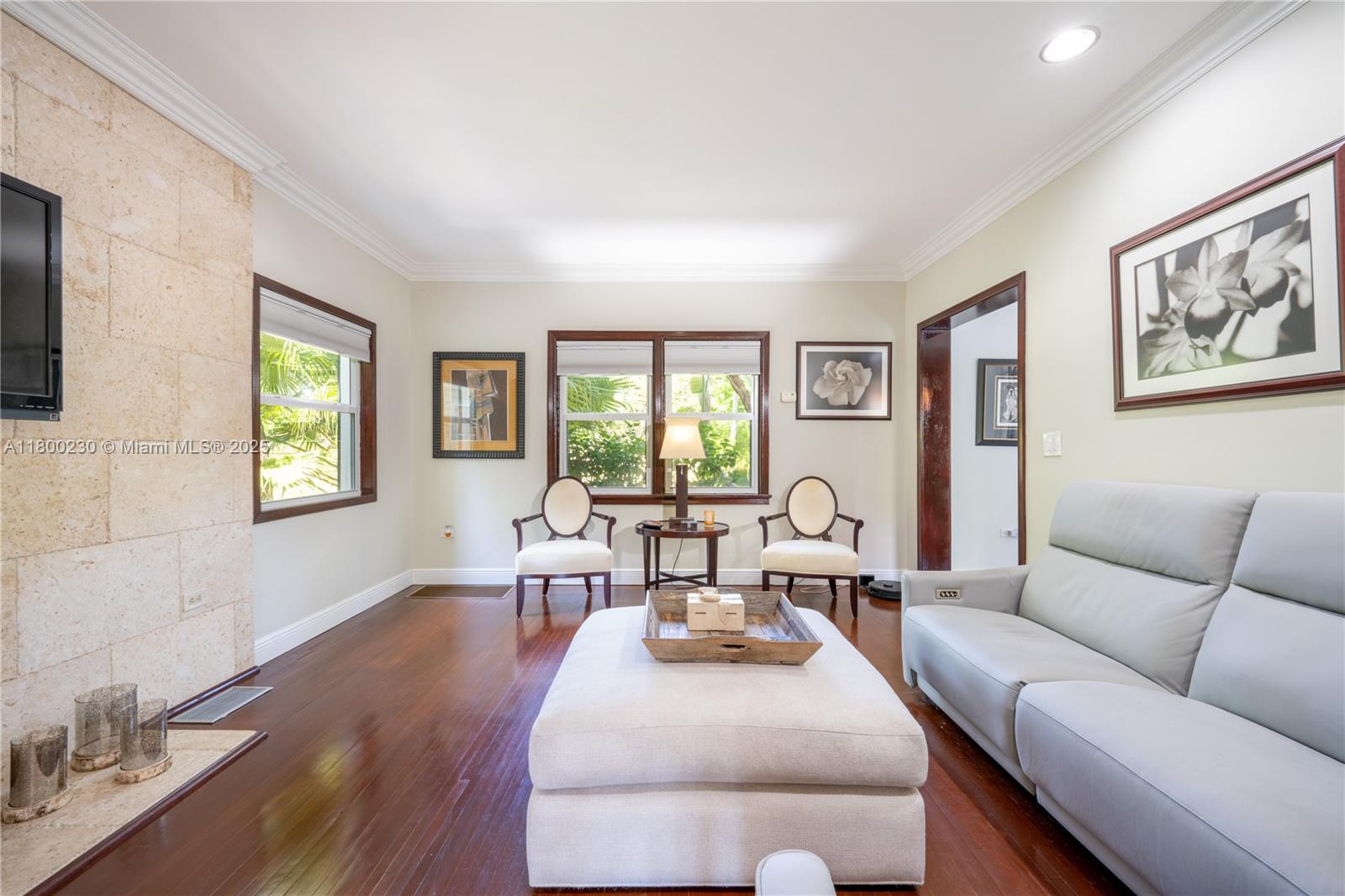 2855 SW 17th Ave Miami, FL 33133