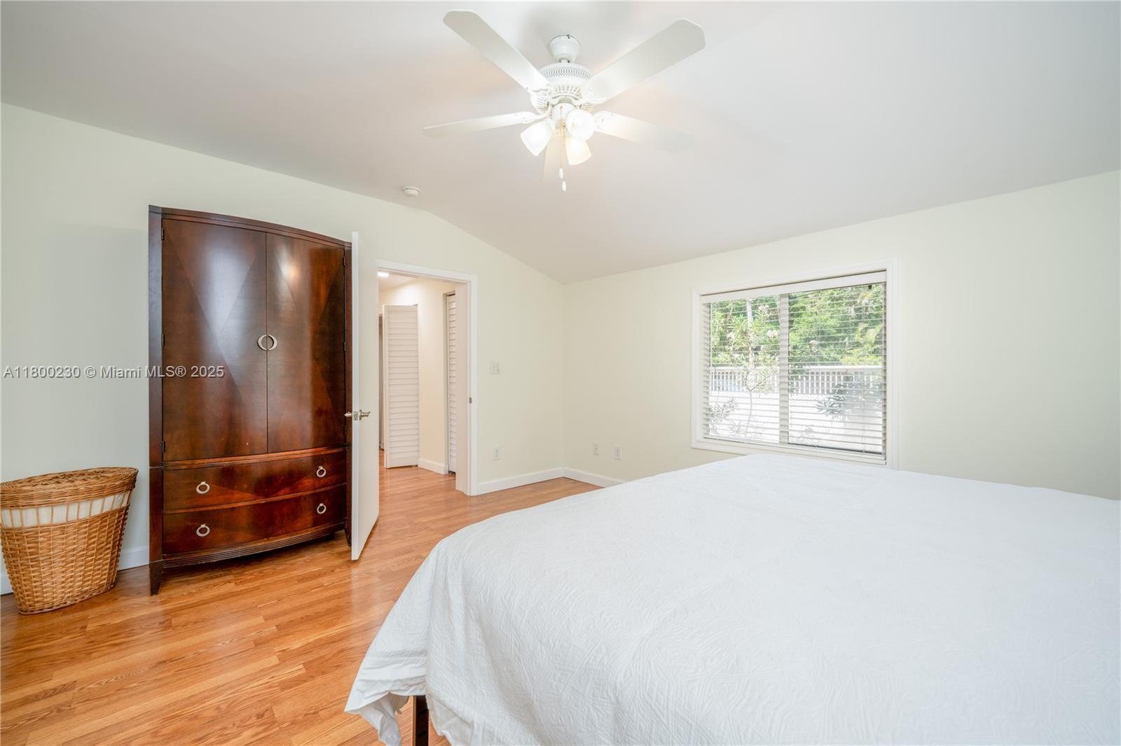 2855 SW 17th Ave Miami, FL 33133