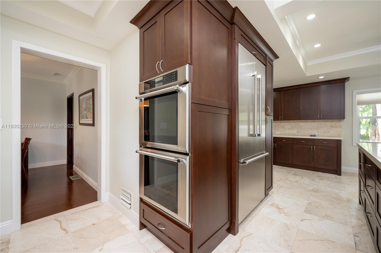 2855 SW 17th Ave Miami, FL 33133