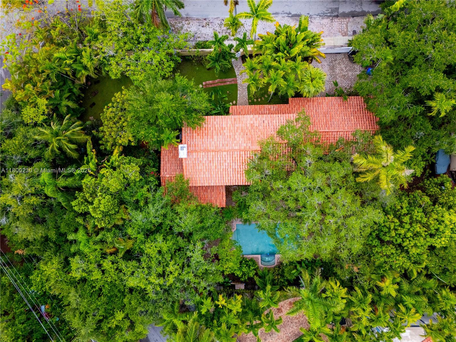 2855 SW 17th Ave Miami, FL 33133