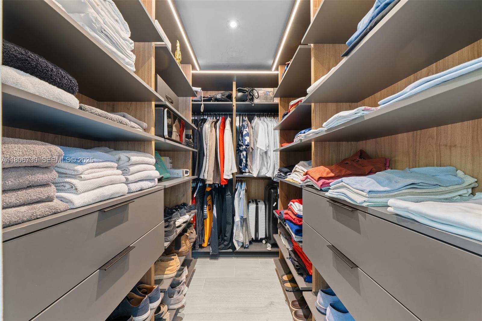 5943 SW 62nd St South Miami, FL 33143