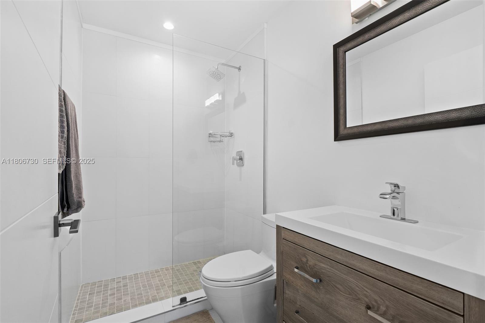 5943 SW 62nd St South Miami, FL 33143