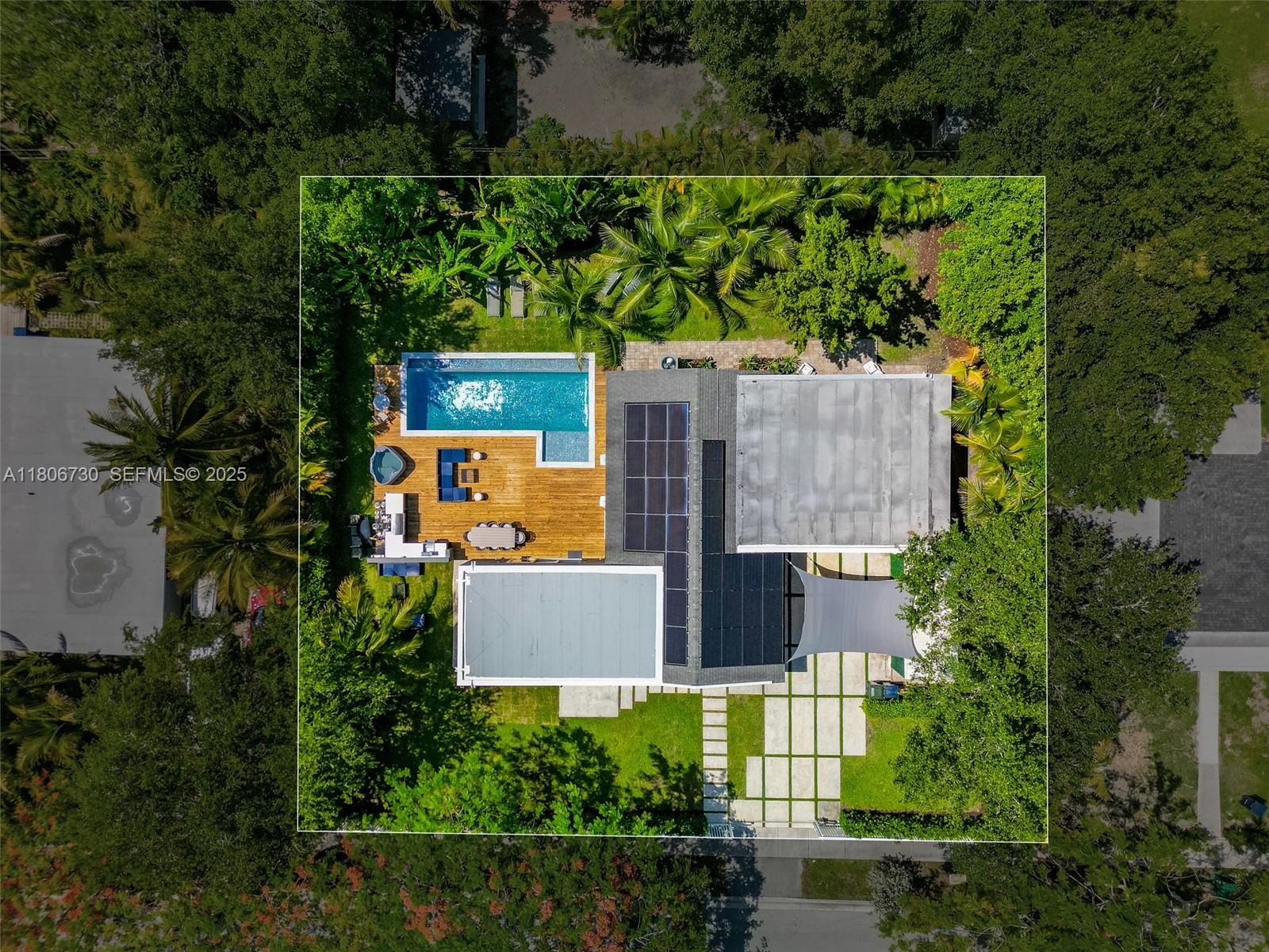 5943 SW 62nd St South Miami, FL 33143