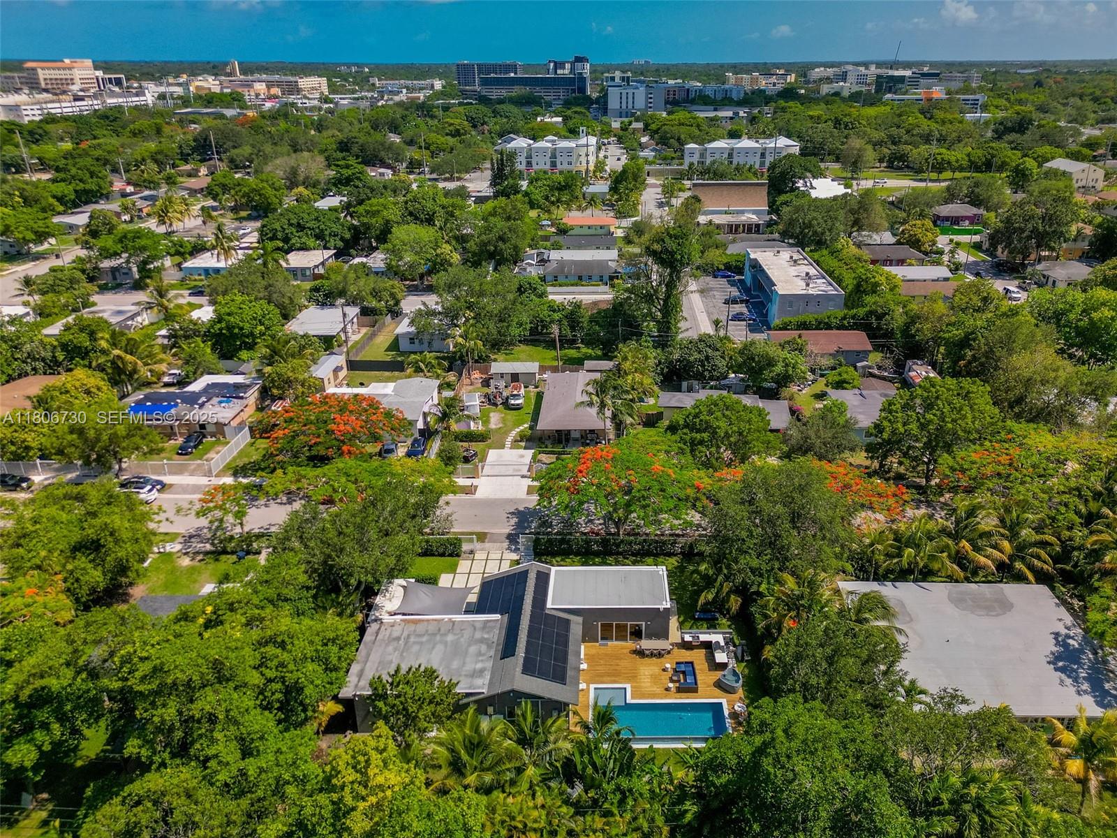 5943 SW 62nd St South Miami, FL 33143