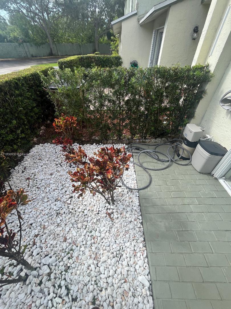 775 Crystal Lk Dr,Deerfield Beach, FL 33064